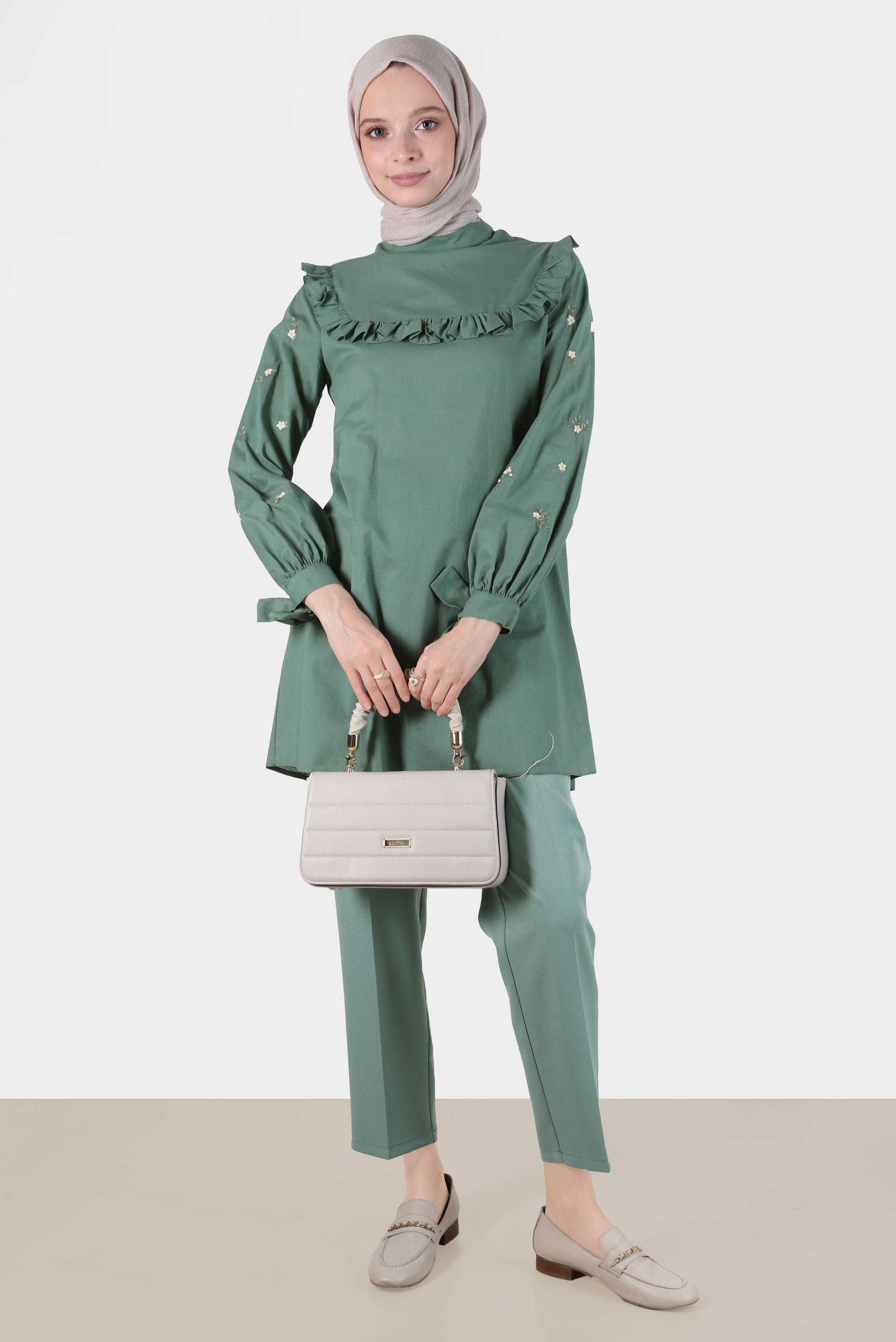 Tesettür giyim YEŞİL KOLLARI ÇİÇEKLİ FIRFIRLI TUNİK 42788 