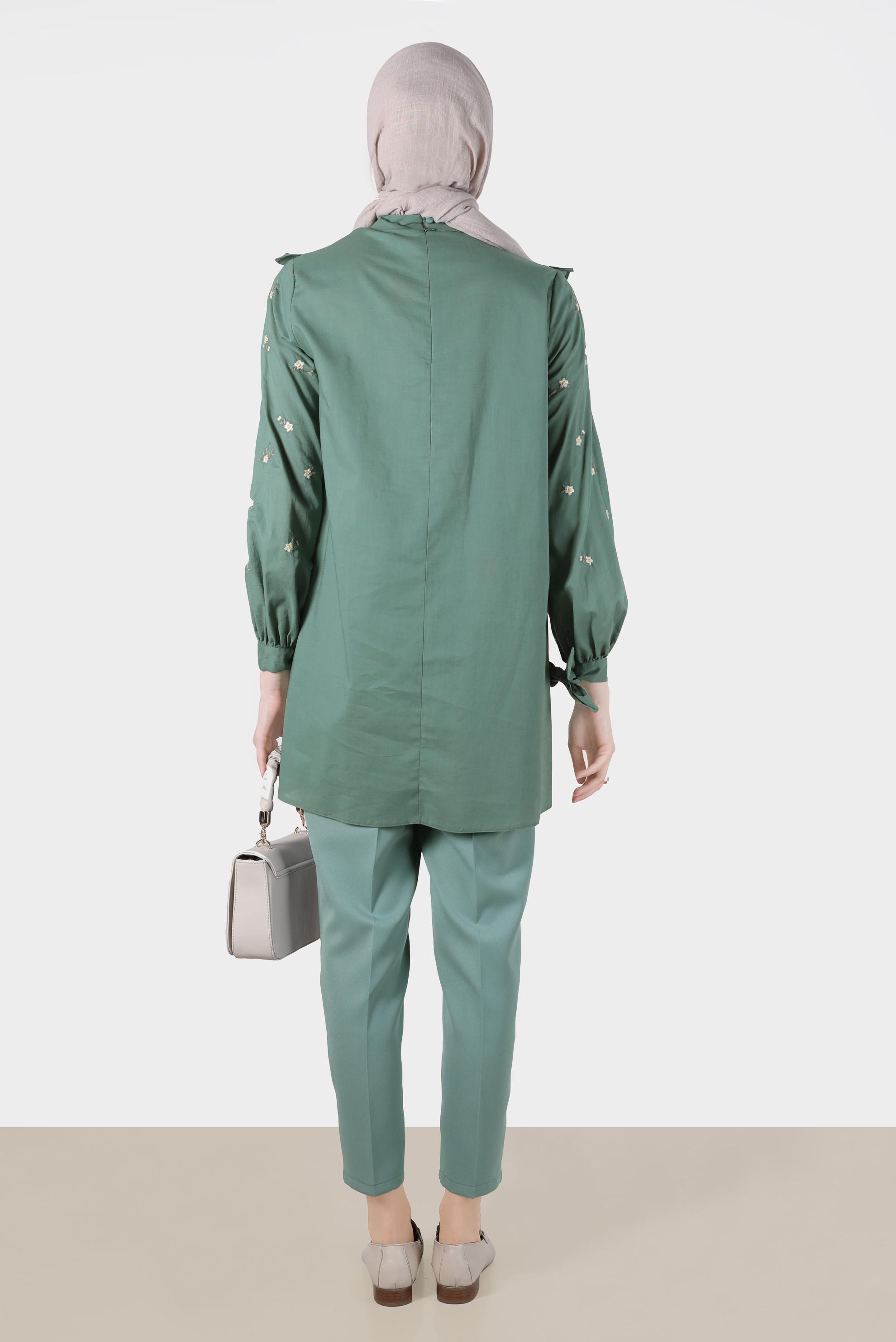 Tesettür giyim YEŞİL KOLLARI ÇİÇEKLİ FIRFIRLI TUNİK 42788 