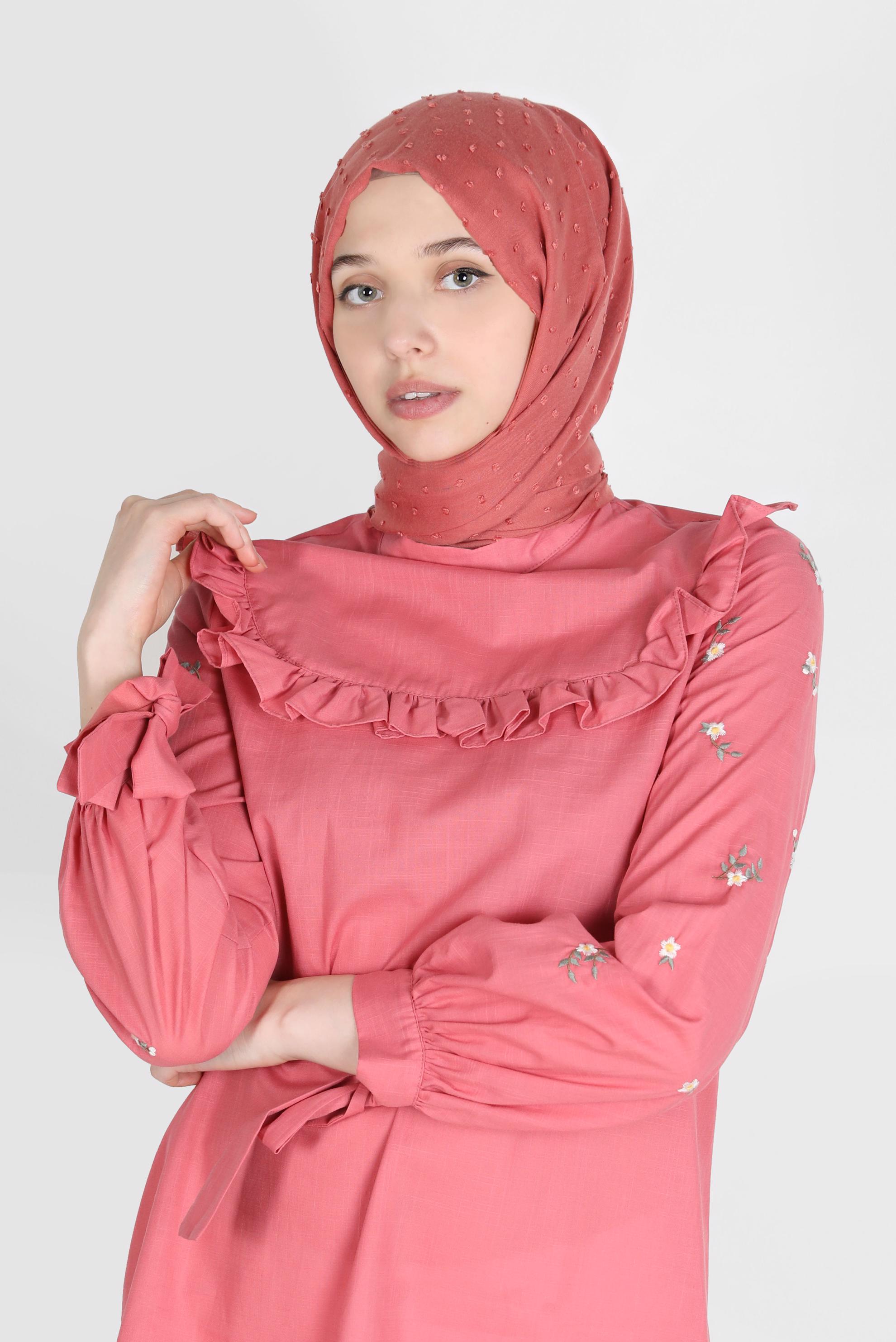 Tesettür giyim MERCAN KOLLARI ÇİÇEKLİ FIRFIRLI TUNİK 42788 