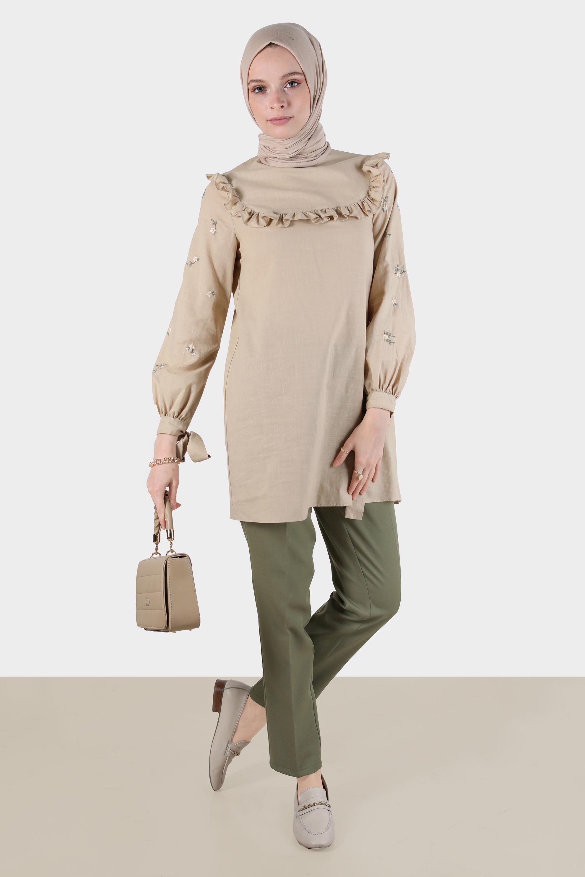 Tesettür giyim KUM KOLLARI ÇİÇEKLİ FIRFIRLI TUNİK 42788 