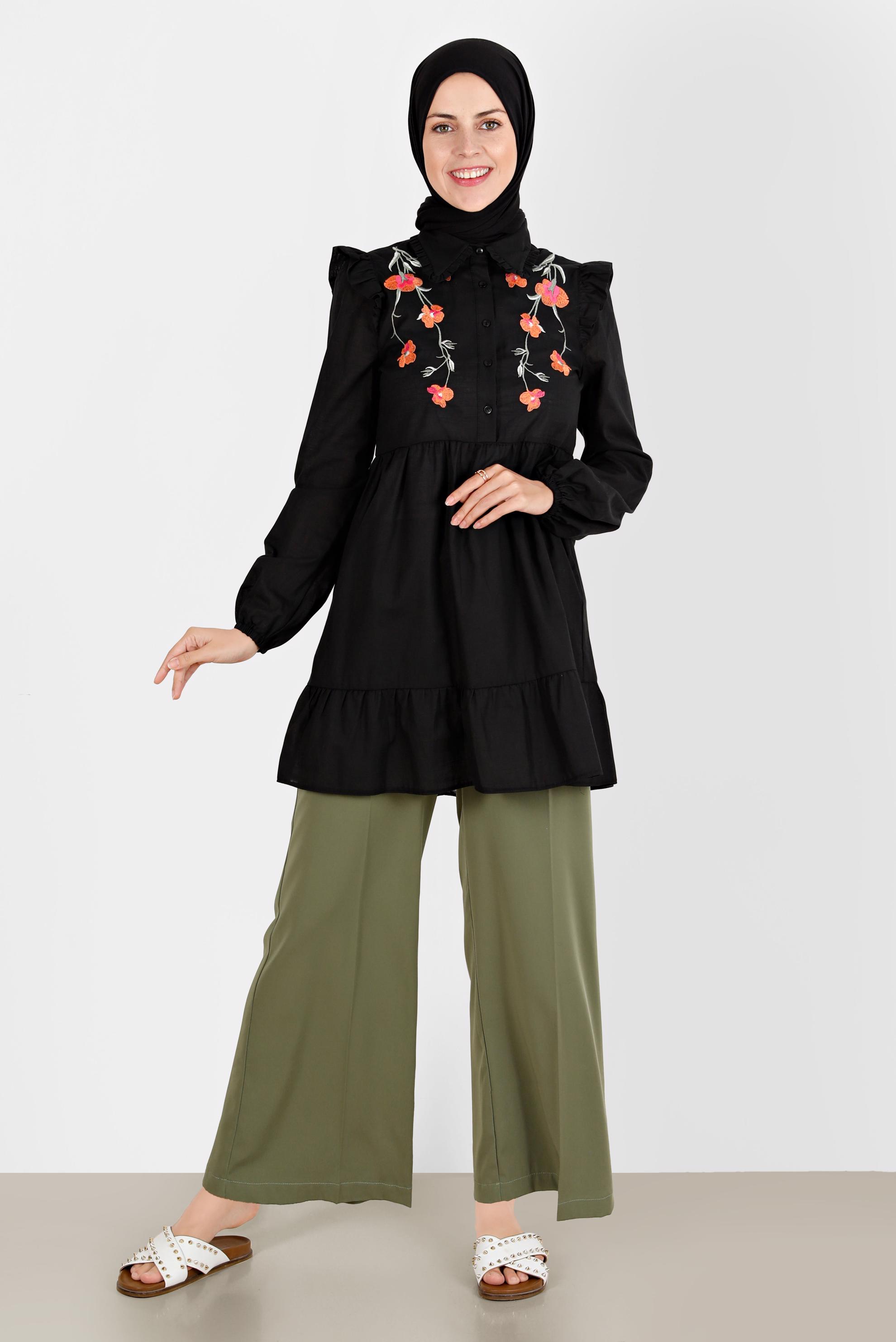 Tesettür giyim SİYAH ÇİÇEK NAKIŞLI PAMUKLU TUNİK 42791 