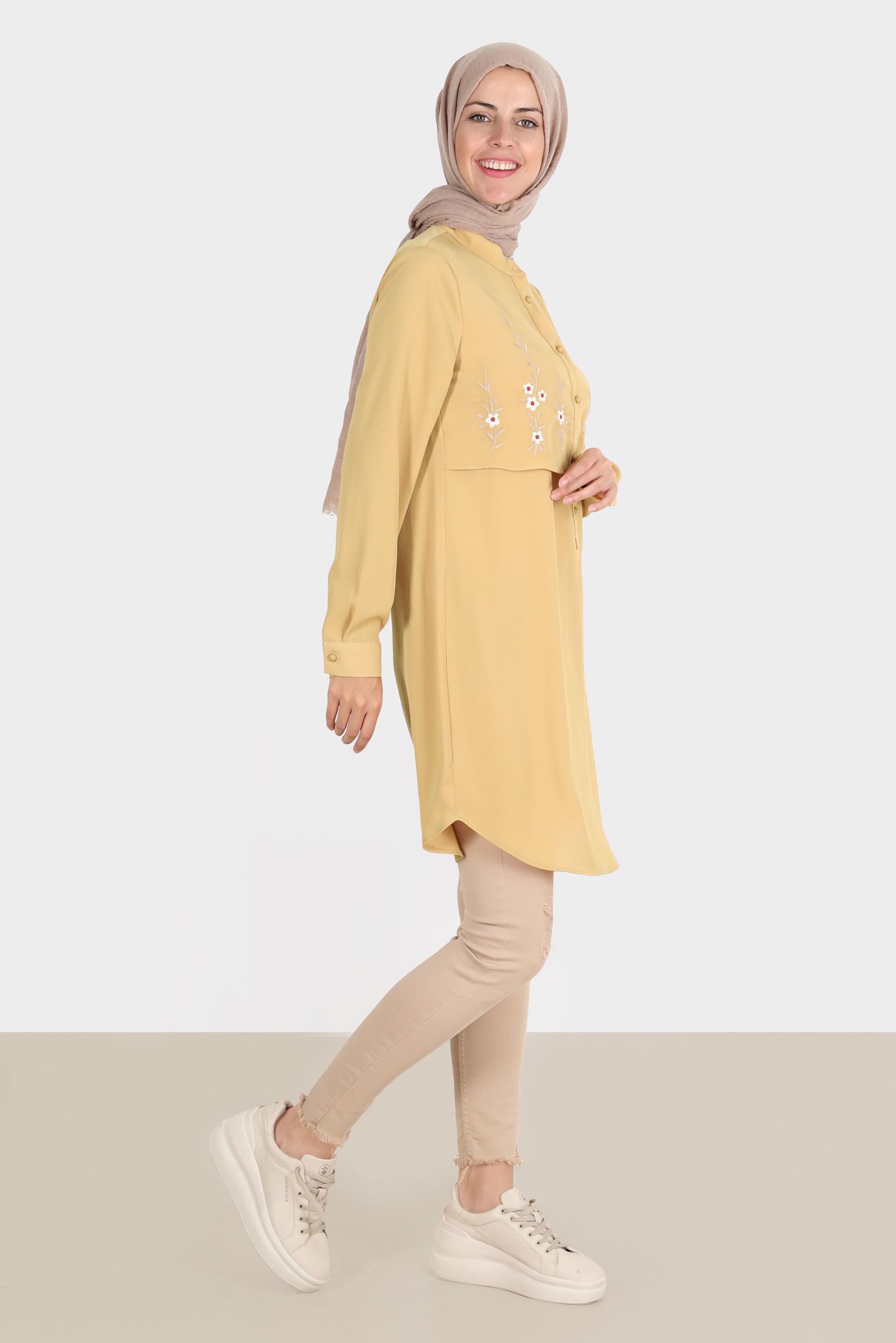Tesettür giyim SARI ÇİÇEK NAKIŞLI DÜĞMELİ AEROBİN TUNİK 42797 