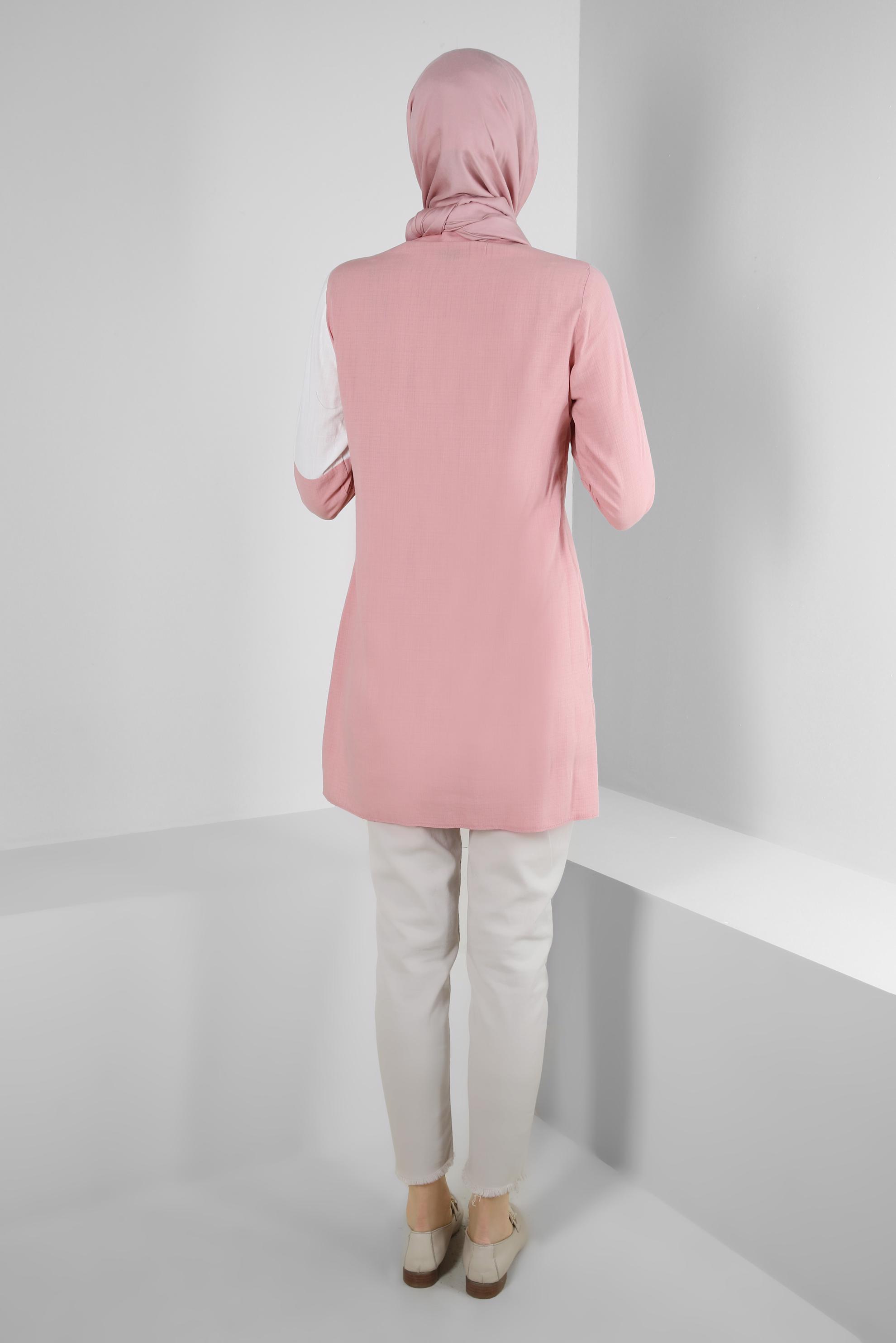 Tesettür giyim PUDRA DÜĞME DETAYLI İKİ RENKLİ TUNİK 42819 