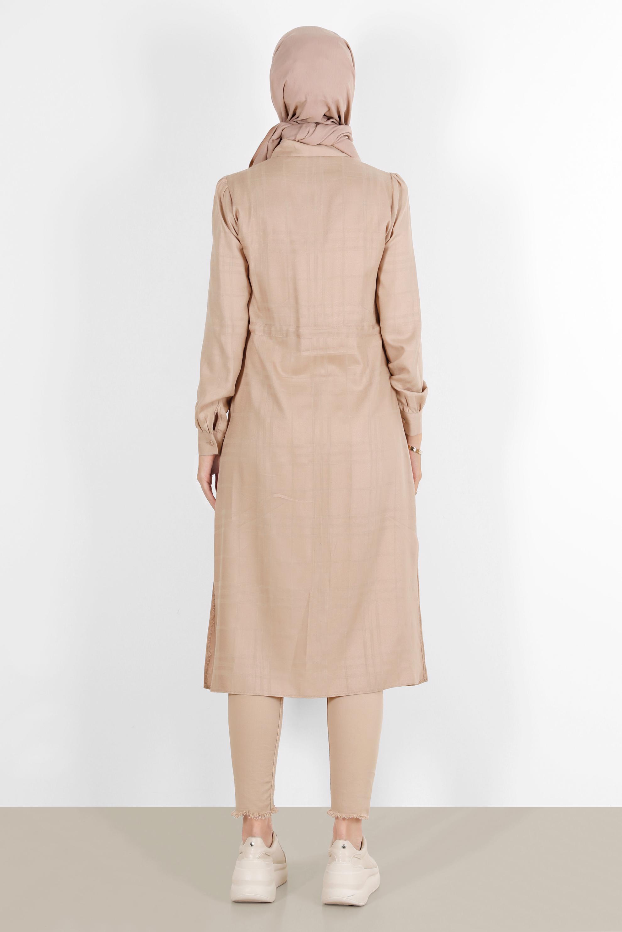 Tesettür giyim BEJ BELİ BÜZGÜLÜ EKOSE TUNİK 42823 