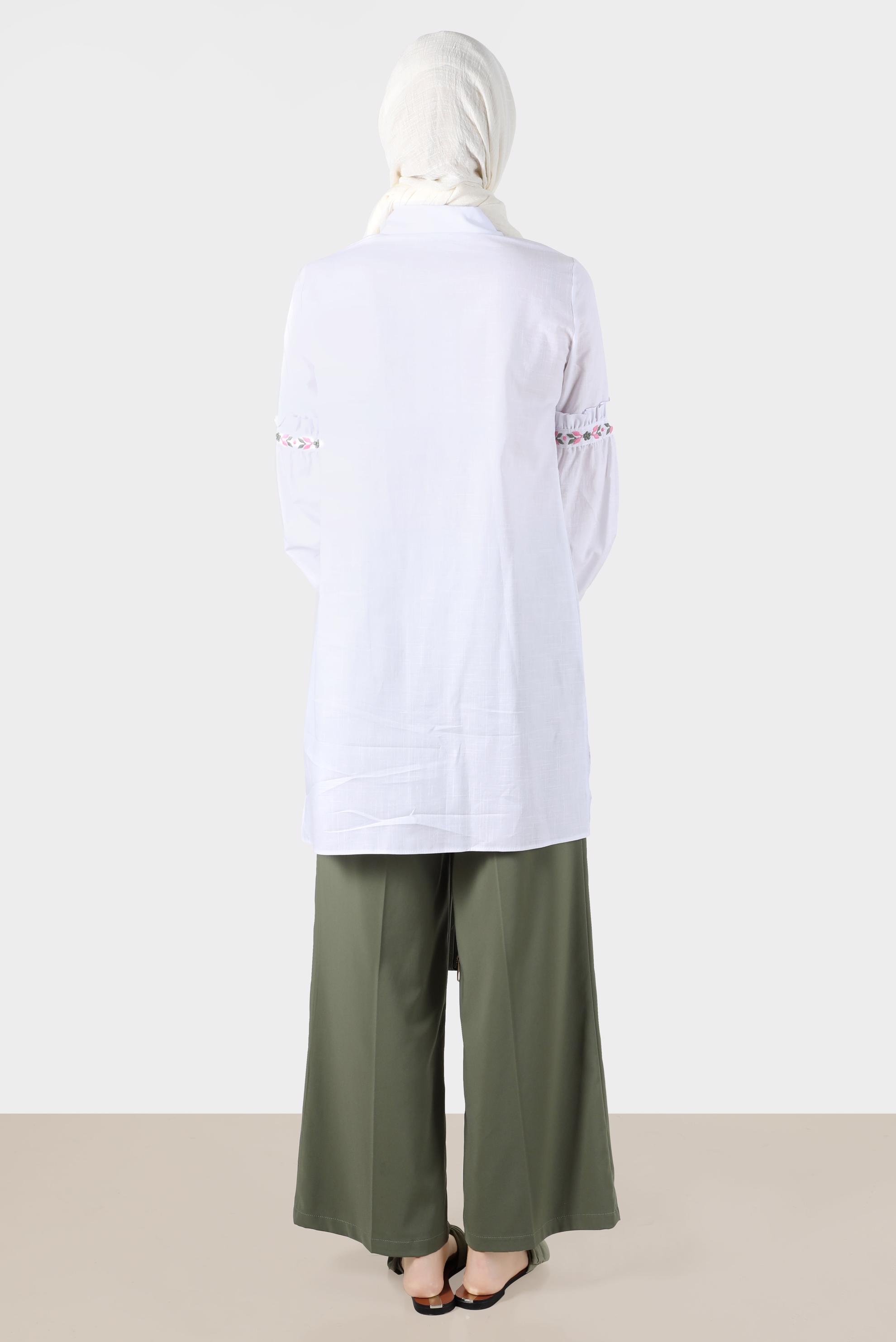 Vêtements hijab BLANC DÉTAIL BRODÉ TUNIQUE INVISIBLE EN COTON À BOUTONS 42824