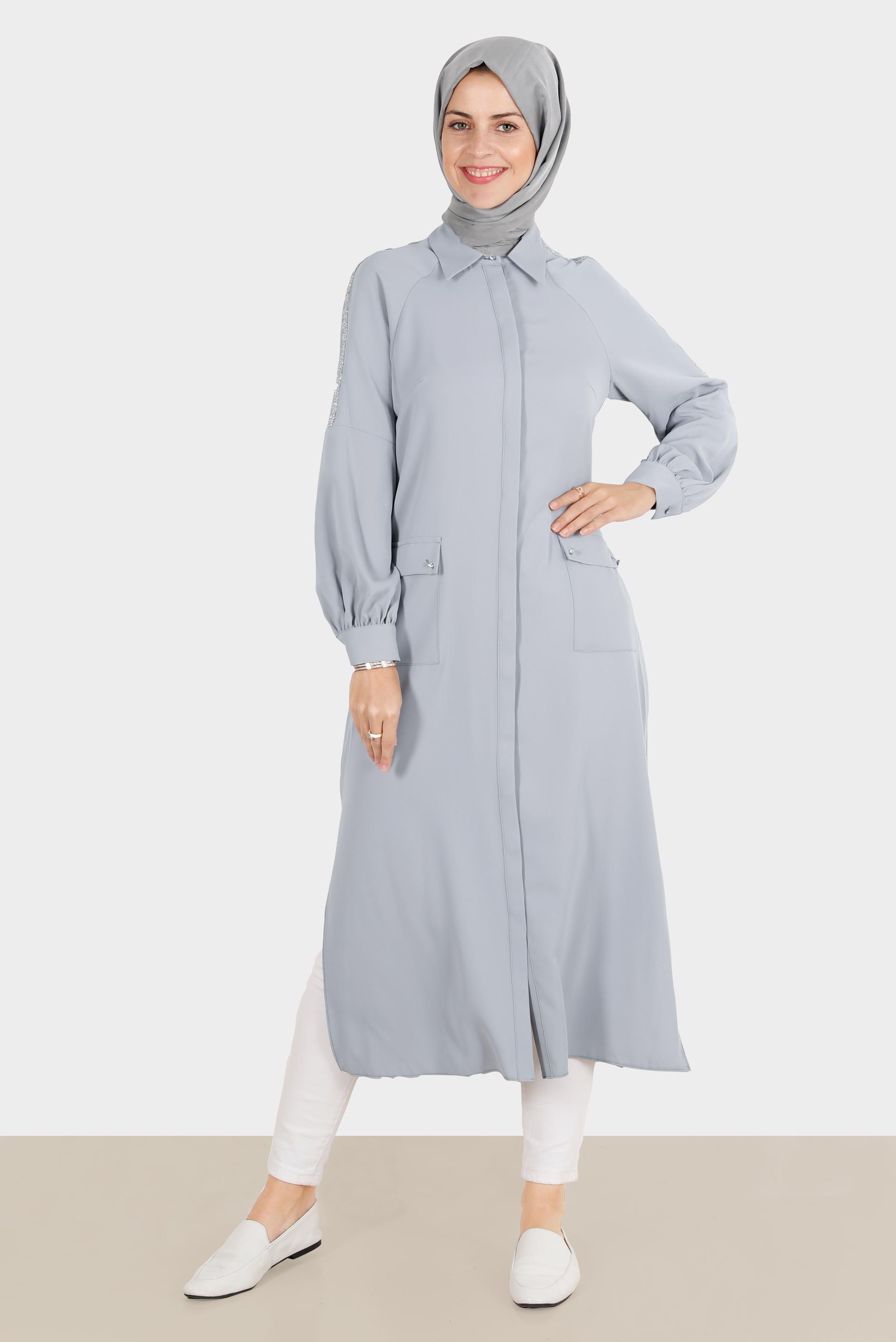 Tesettür giyim GRİ BOYDAN GİZLİ DÜĞMELİ TAŞLI TUNİK 42866 