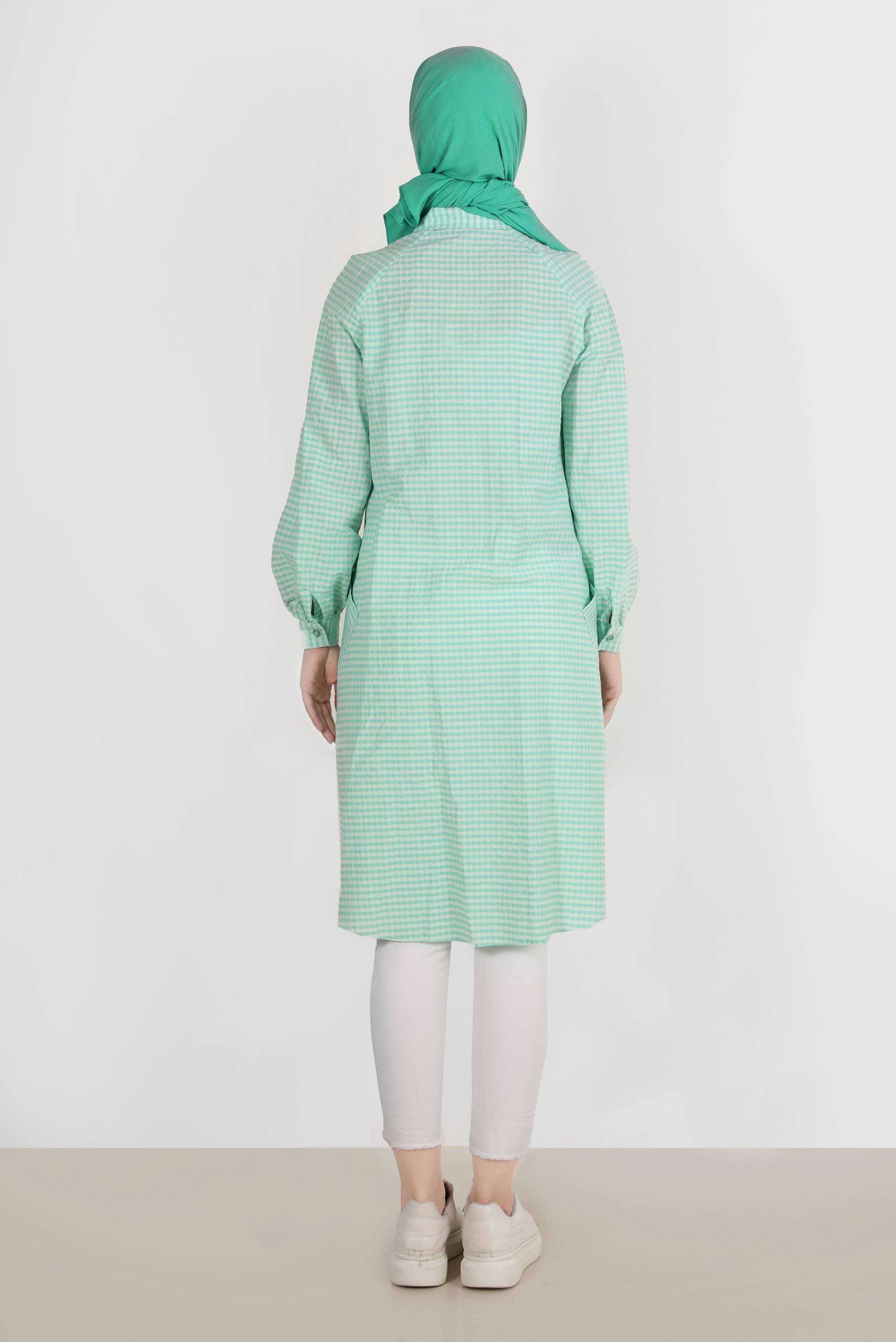 Tesettür giyim YEŞİL PÖTİKARE DESEN BOYDAN DÜĞMELİ TUNİK 42871 