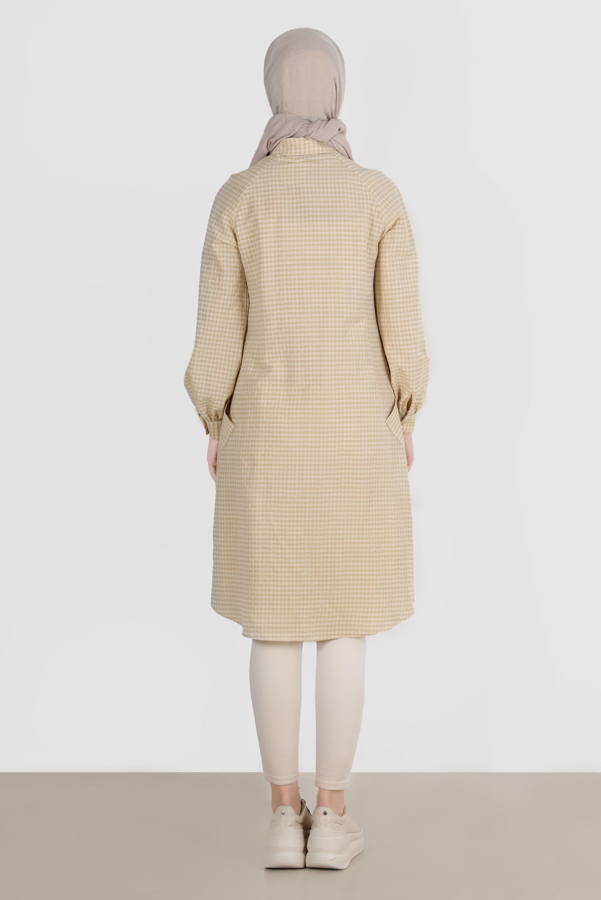 Tesettür giyim KAHVE PÖTİKARE DESEN BOYDAN DÜĞMELİ TUNİK 42871 