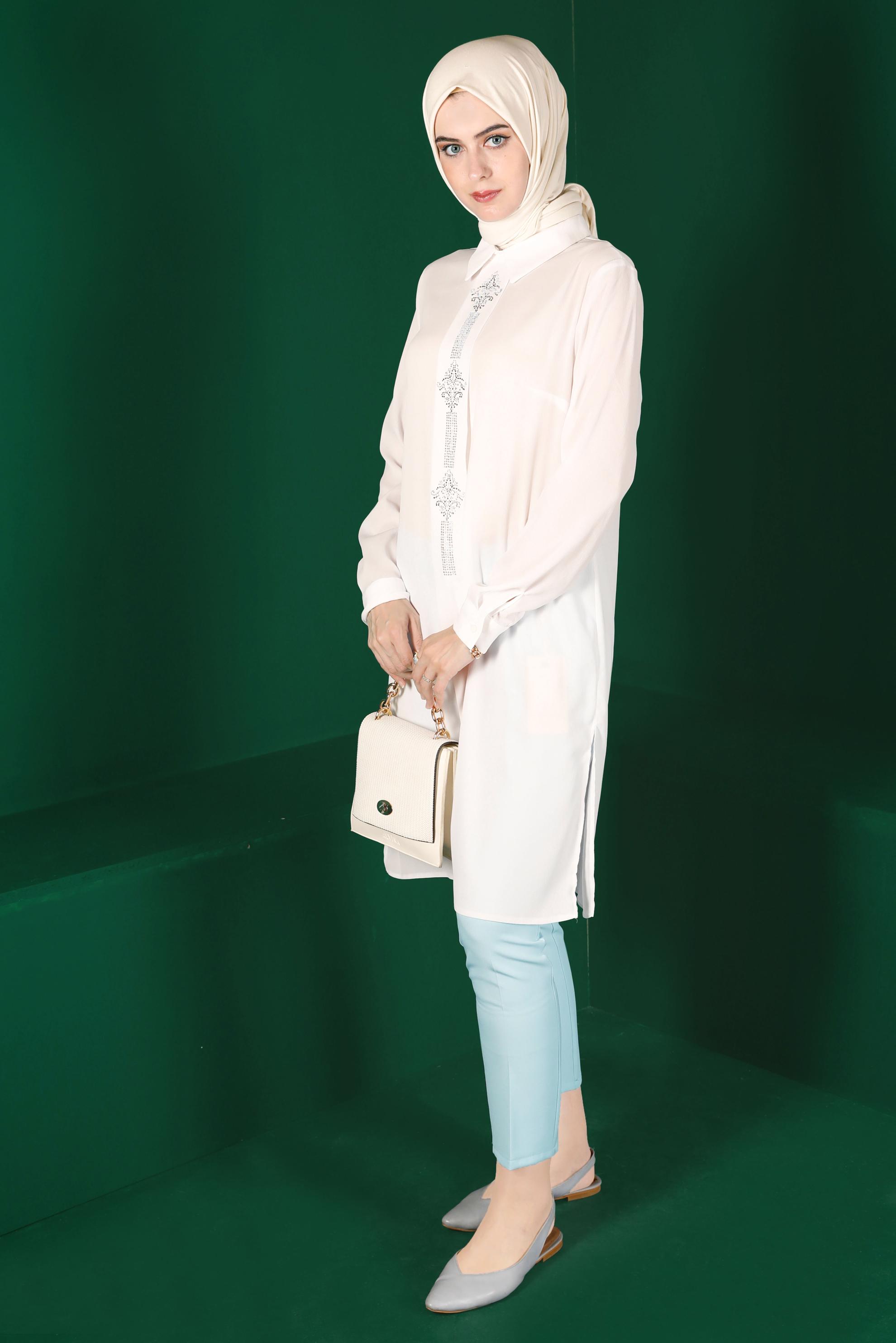 Tesettür giyim BEYAZ TAŞ BASKILI TUNİK 42875 