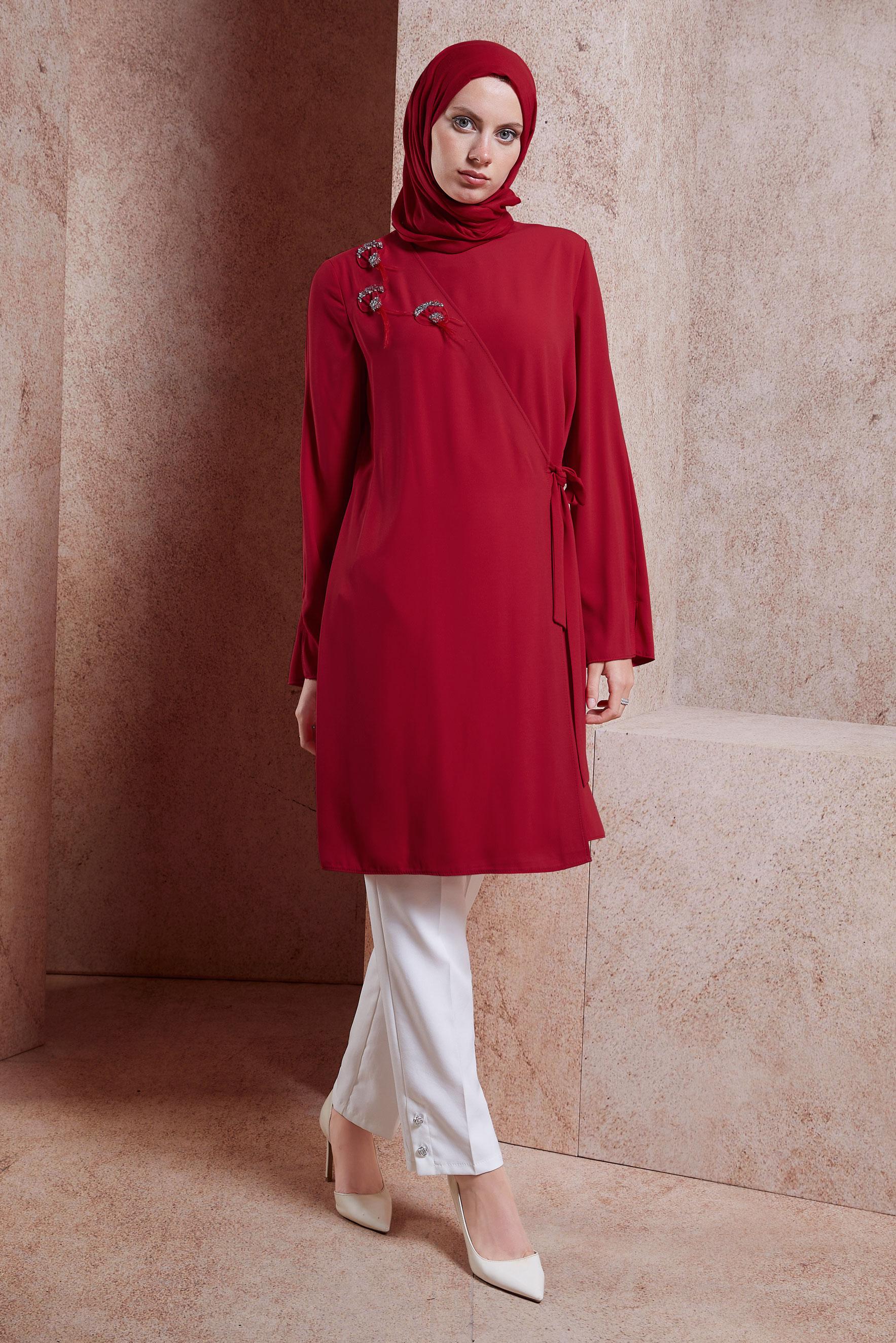 Tesettür giyim KIRMIZI BAĞLAMA DETAYLI TUNİK 42880