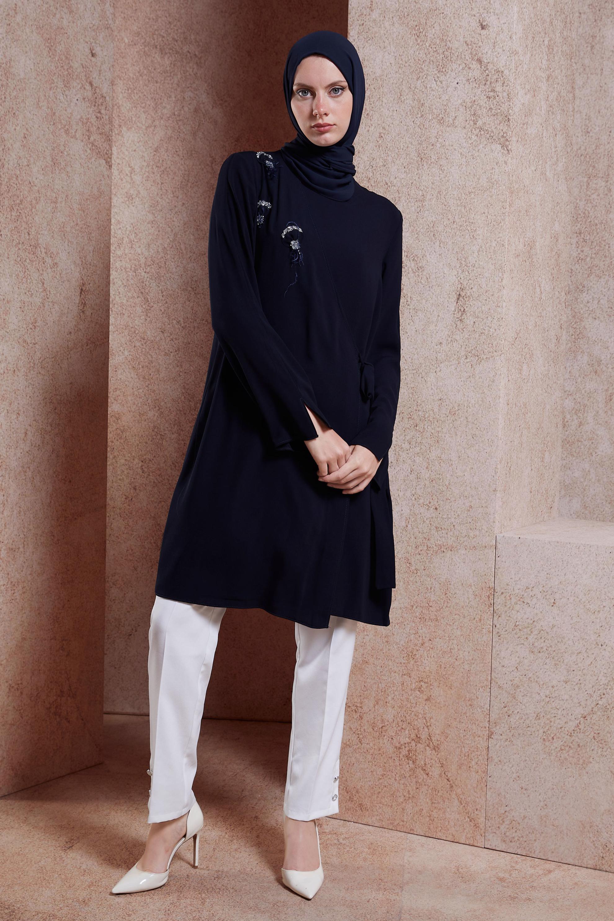 Tesettür giyim LACİVERT BAĞLAMA DETAYLI TUNİK 42880