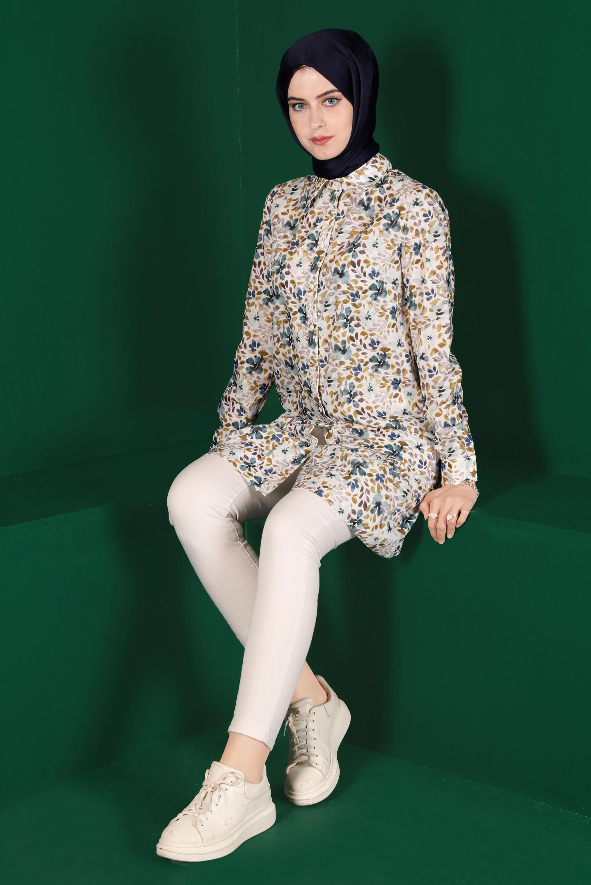 Tesettür giyim ALTIN DESENLİ DÜĞMELİ TUNİK 42904 