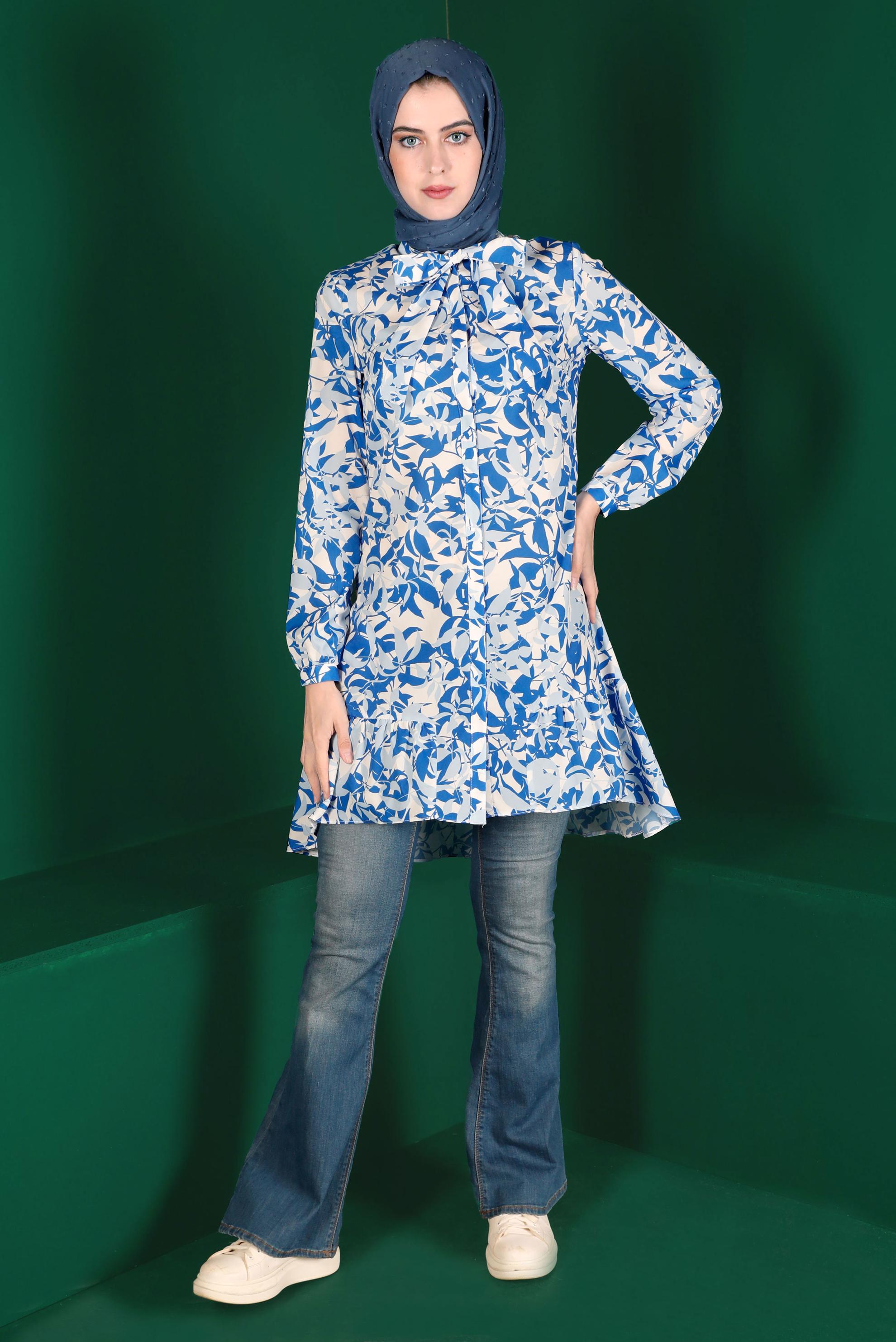 Tesettür giyim MAVİ YAKASI BAĞLAMALI DESENLİ TUNİK 42906 