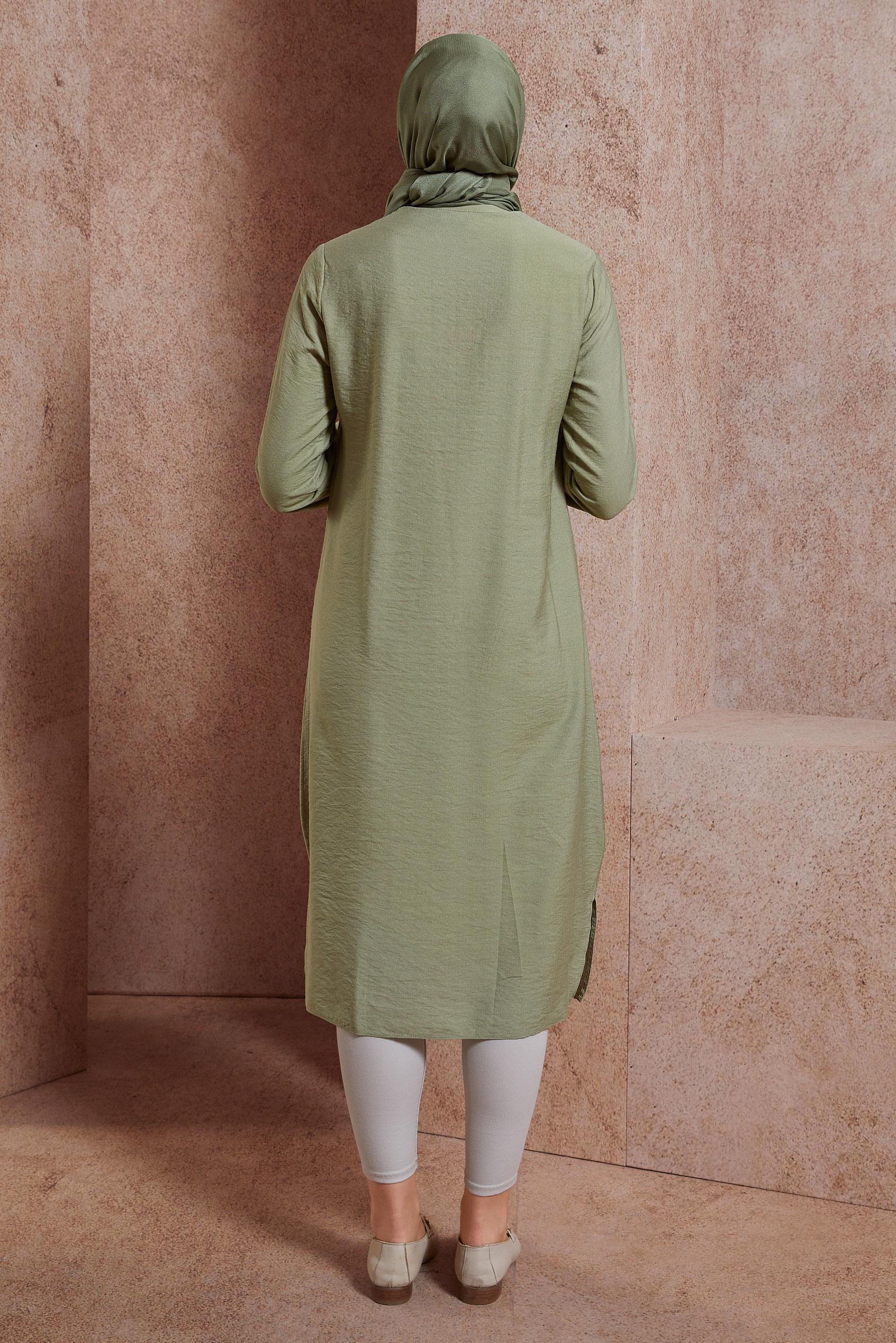 Tesettür giyim YEŞİL RENKLİ DÜĞMELİ UZUN TUNİK 42914