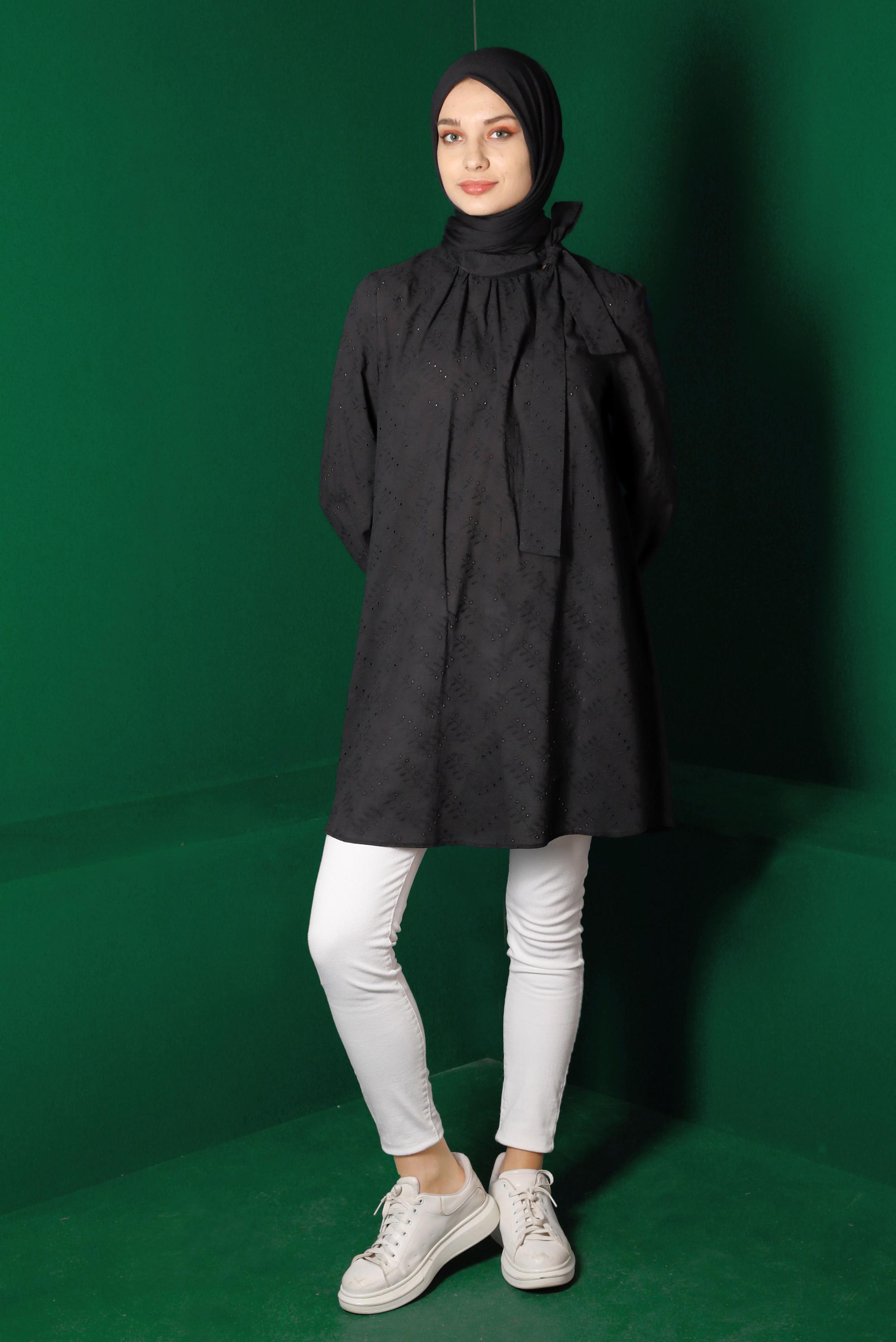 Tesettür giyim SİYAH BOYUNDAN BAĞLAMALI FİSTOLU TUNİK 42927 