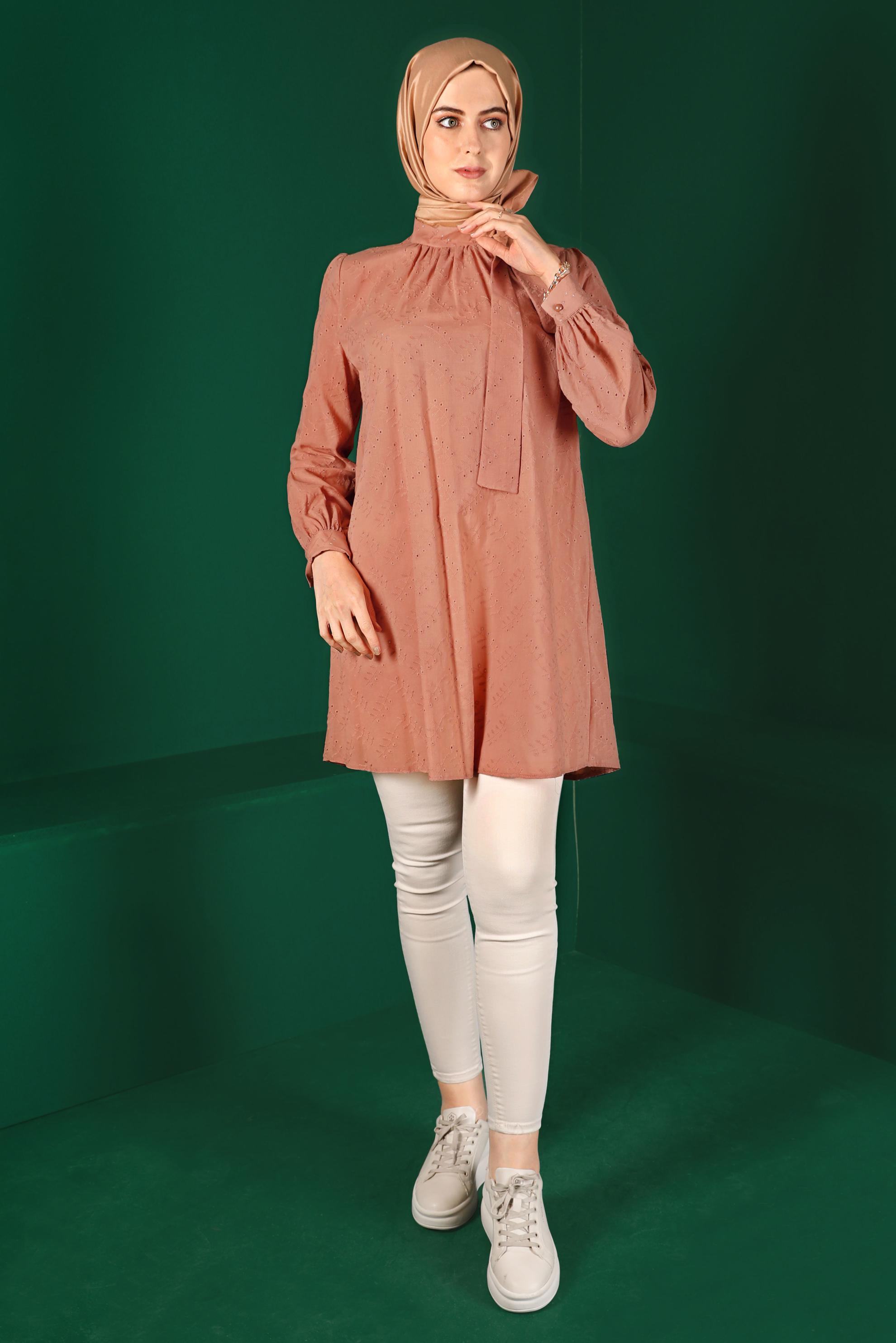 Tesettür giyim PEMBE BOYUNDAN BAĞLAMALI FİSTOLU TUNİK 42927 