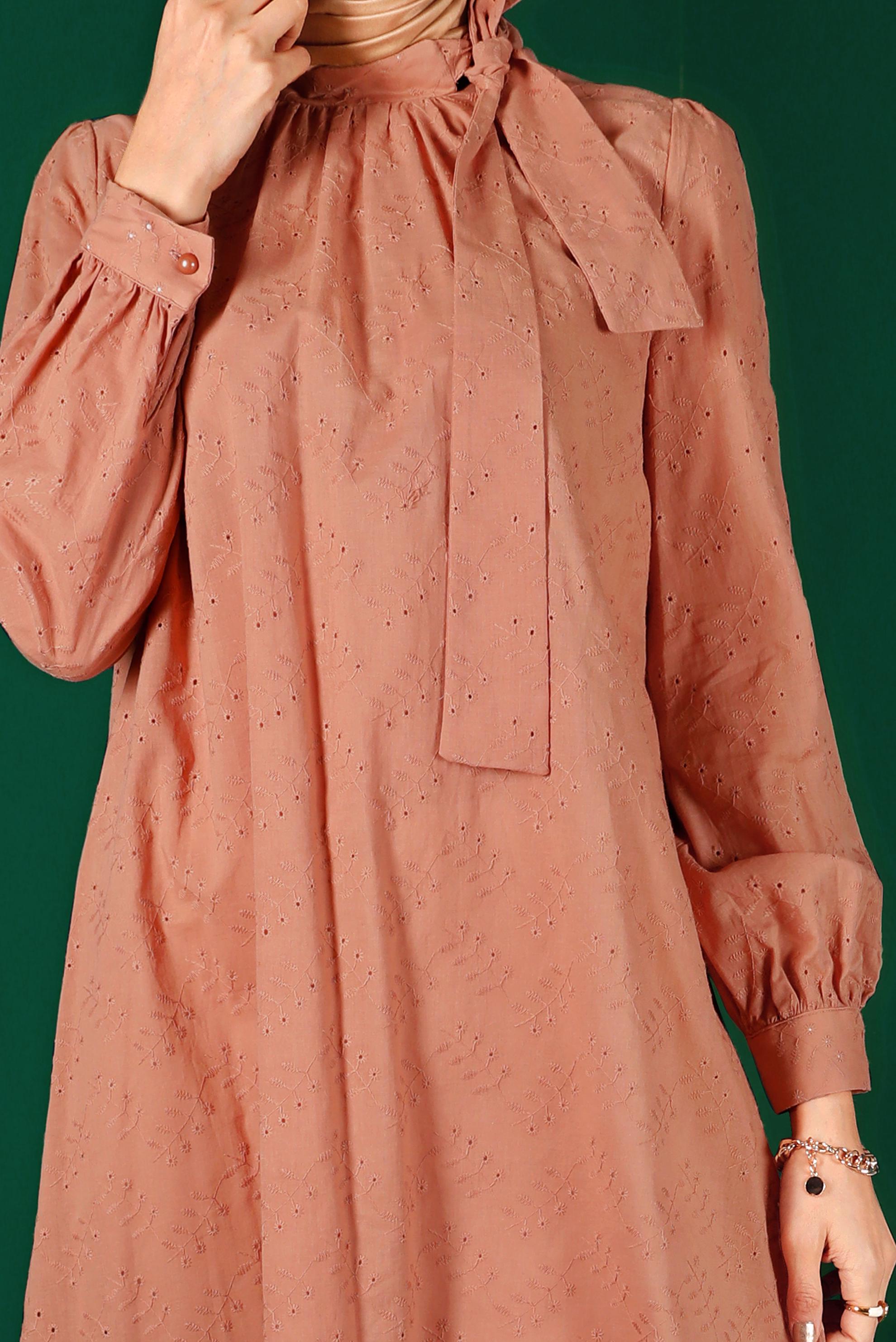 Tesettür giyim PEMBE BOYUNDAN BAĞLAMALI FİSTOLU TUNİK 42927 