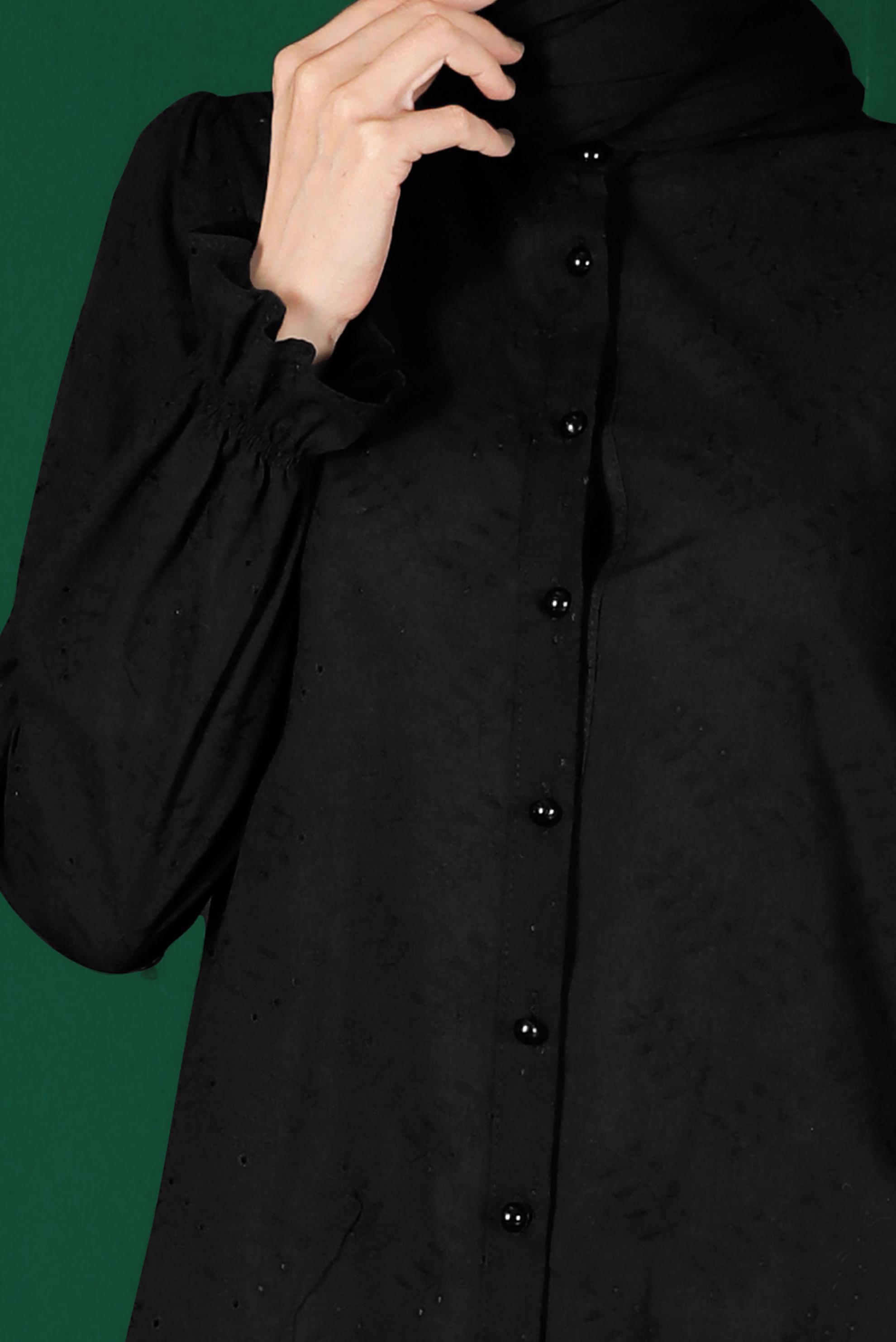 Tesettür giyim SİYAH MANŞETLERİ LASTİKLİ FİSTOLU PAMUKLU TUNİK 42928 