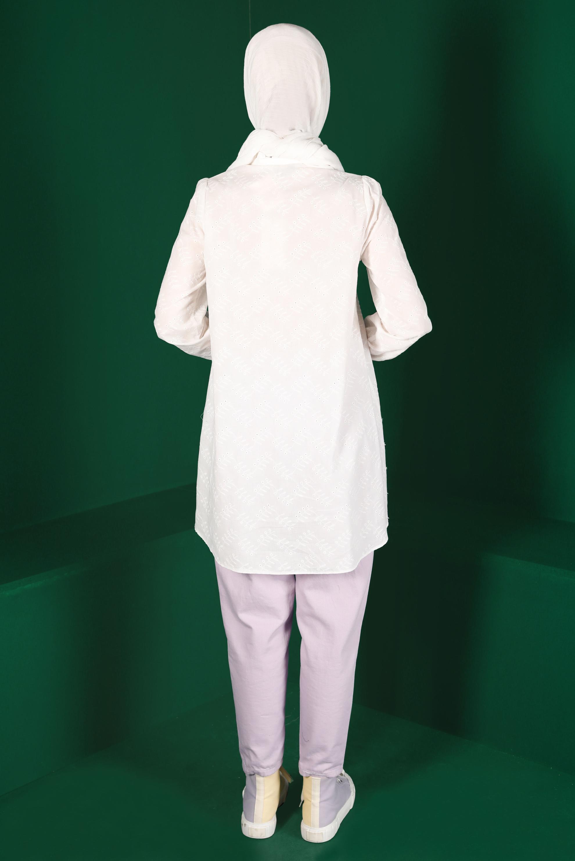 Tesettür giyim BEYAZ MANŞETLERİ LASTİKLİ FİSTOLU PAMUKLU TUNİK 42928 