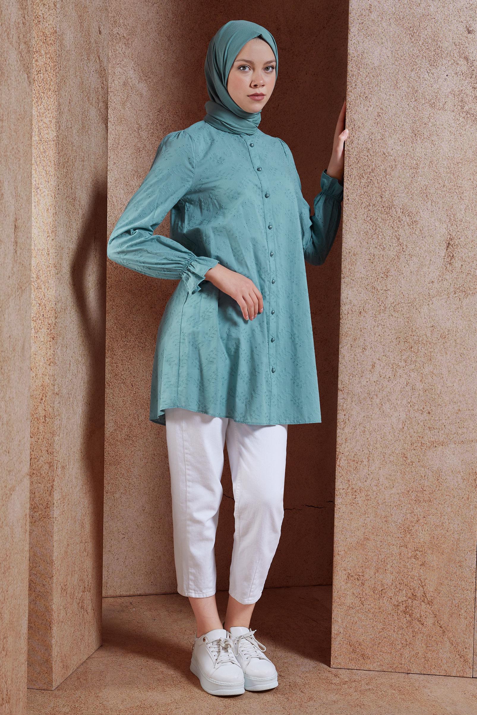 Tesettür giyim MAVİ MANŞETLERİ LASTİKLİ FİSTOLU PAMUKLU TUNİK 42928 