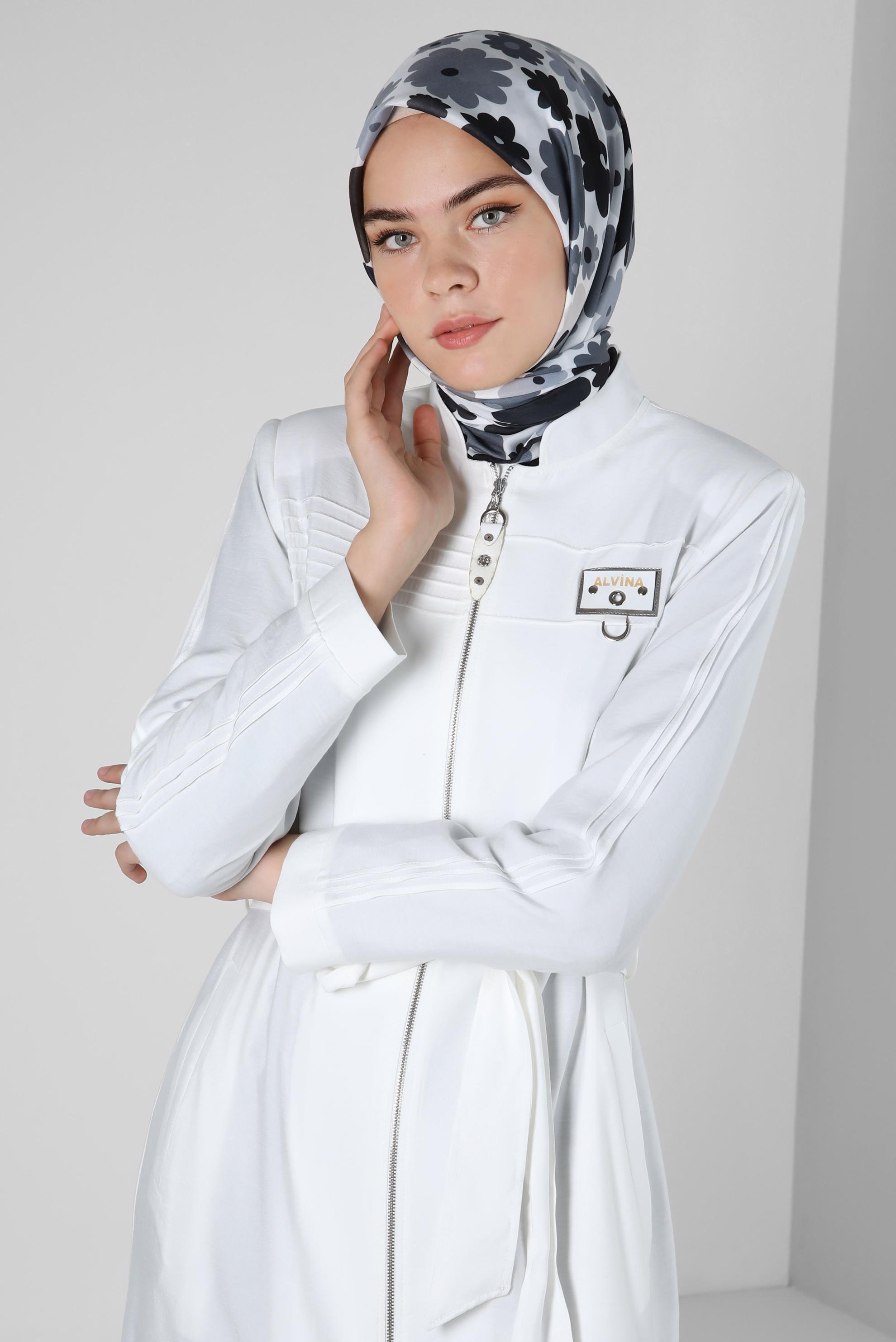 Hijab clothing WHITE BELTED ZIPPERED TRENCH COAT 10552 