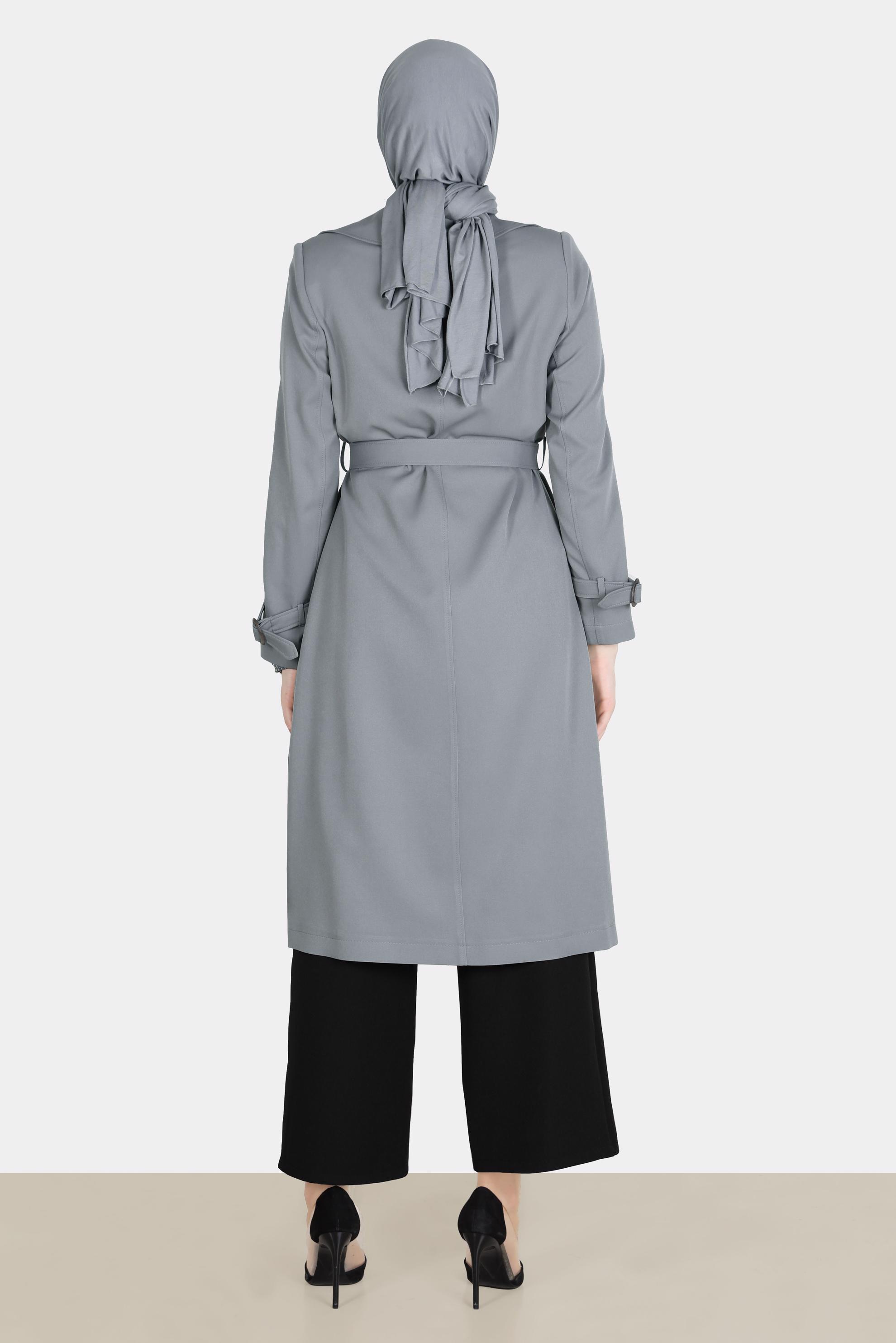 Tesettür giyim GRİ DÜĞMELİ KUŞAKLI KRUVAZE YAKA TRENÇKOT 10559 