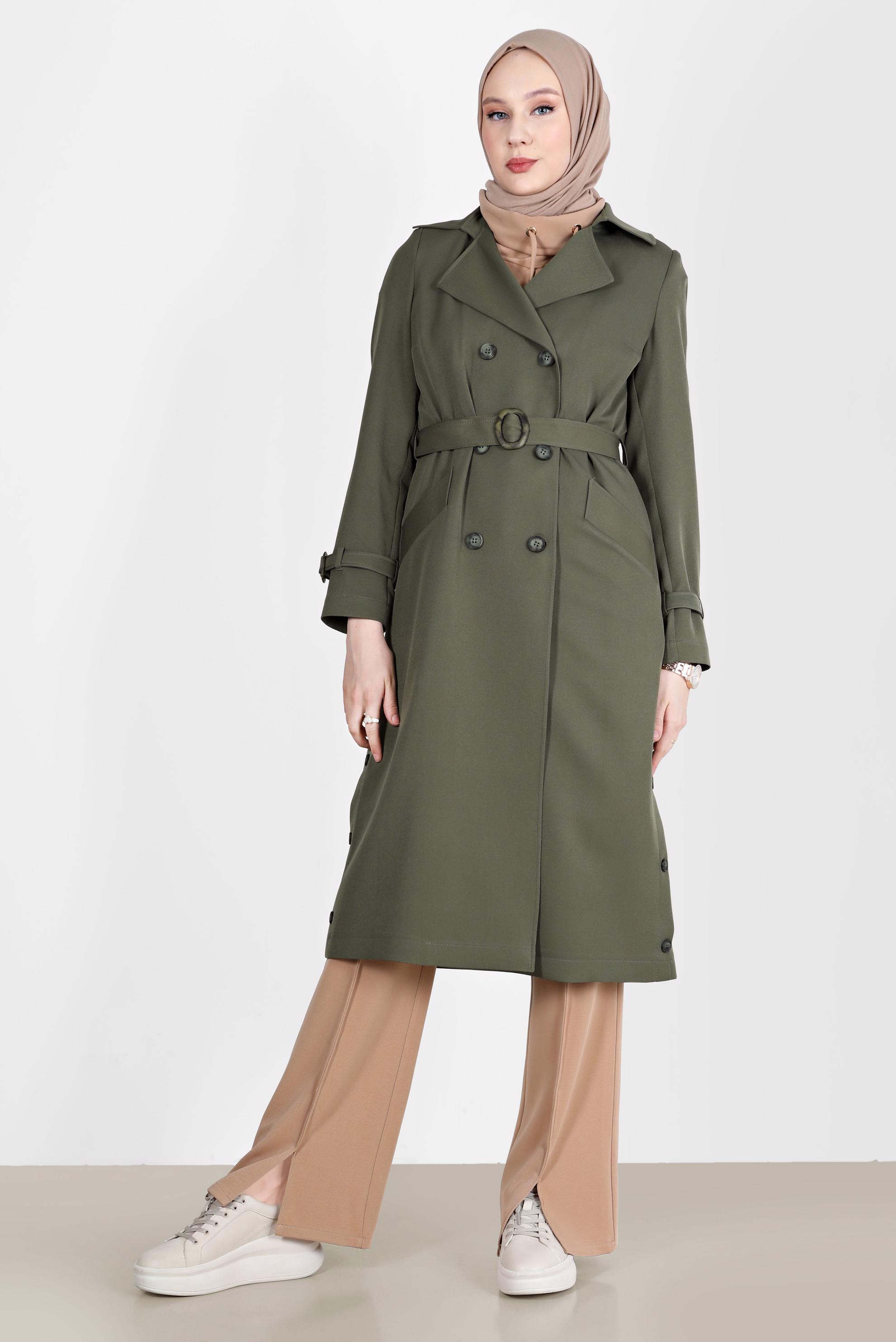 Tesettür giyim HAKİ DÜĞMELİ KUŞAKLI KRUVAZE YAKA TRENÇKOT 10559 