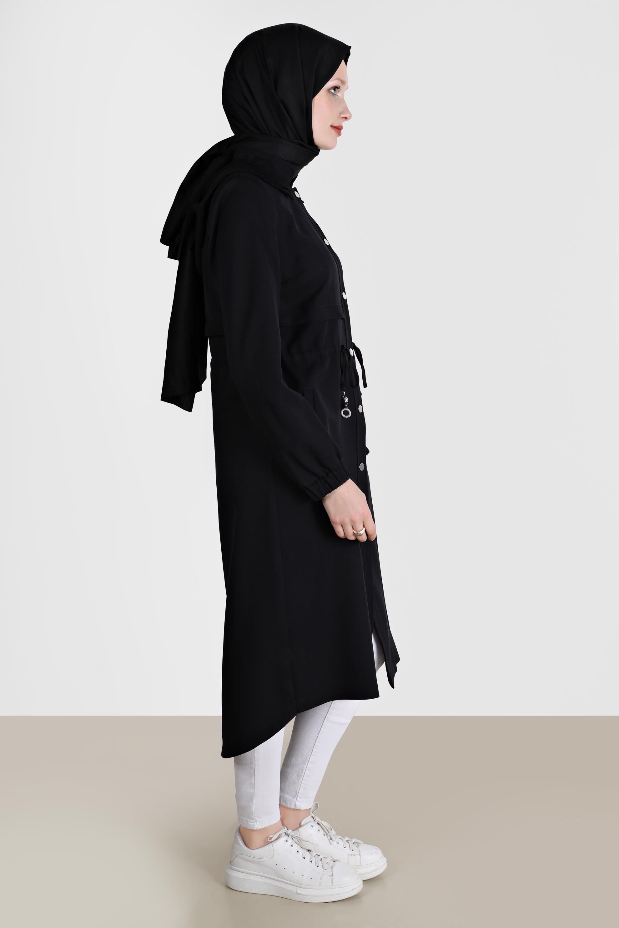 Tesettür giyim SİYAH BELİ BÜZGÜLÜ KAPÜŞONLU TRENÇKOT 10562