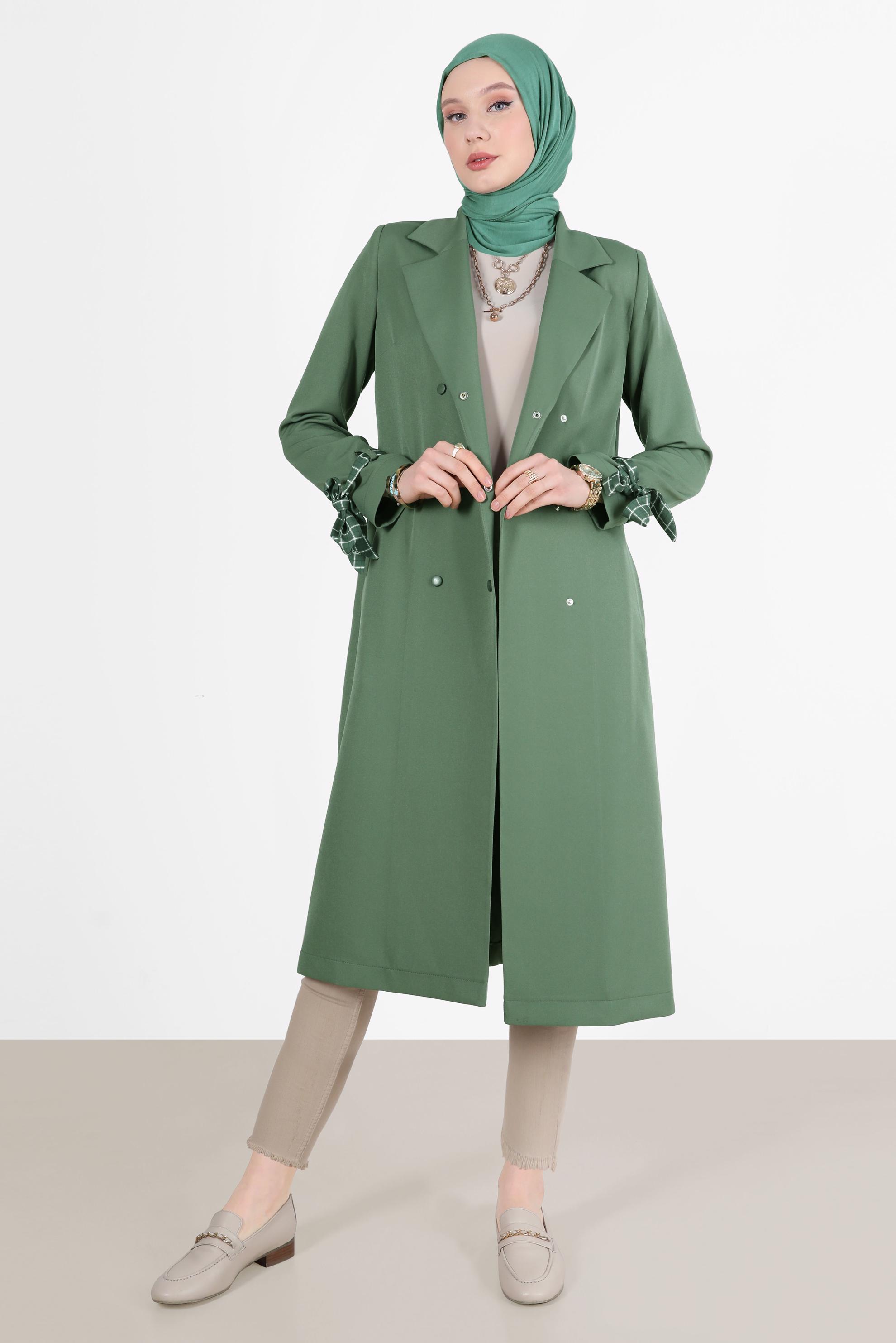 Tesettür giyim YEŞİL MANŞETLERİ FULAR DETAYLI KLASİK TRENÇKOT 10563
