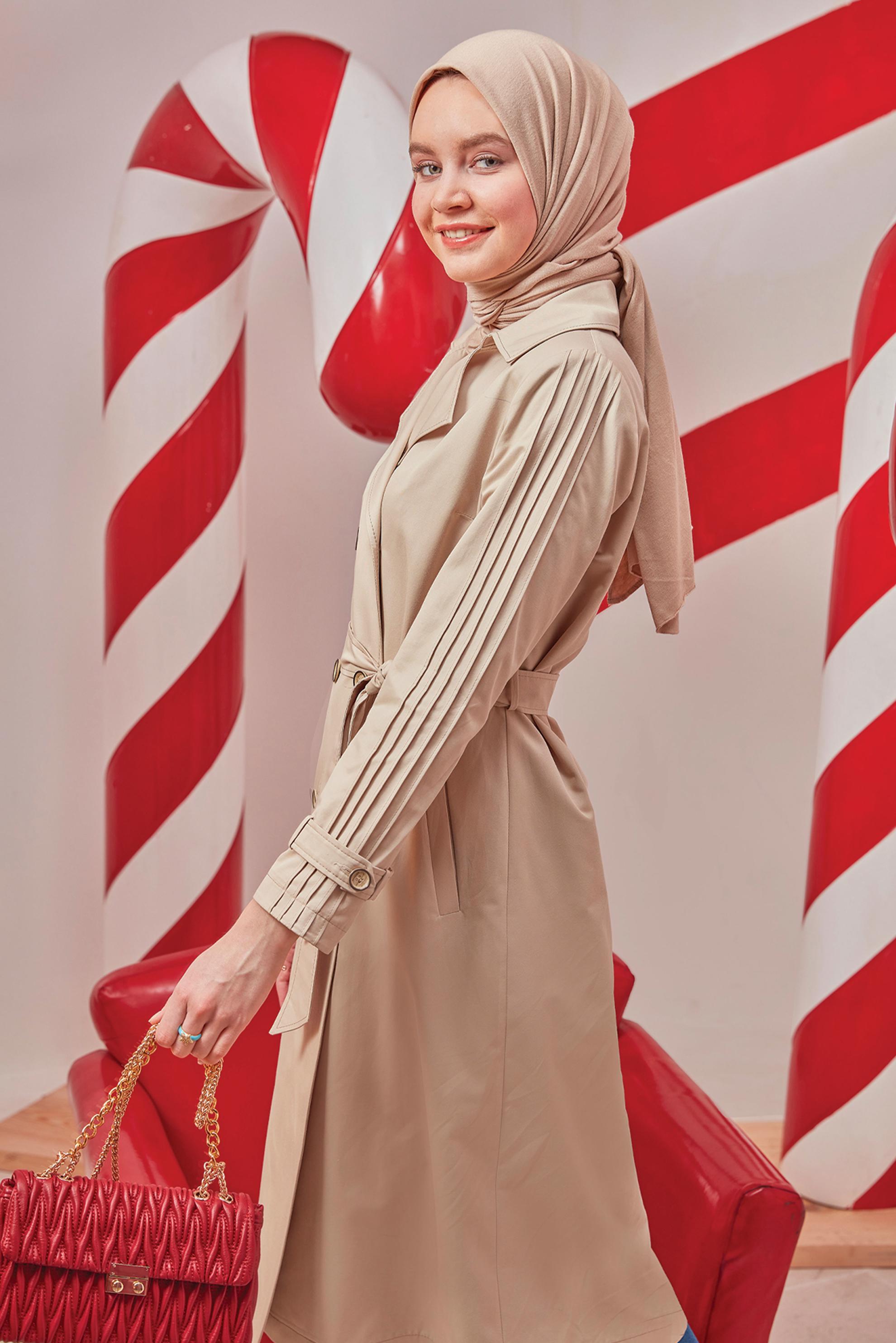 Hijab clothing BEIGE BELTED TRENCH COAT WITH PLEATED SLEEVES 10567 