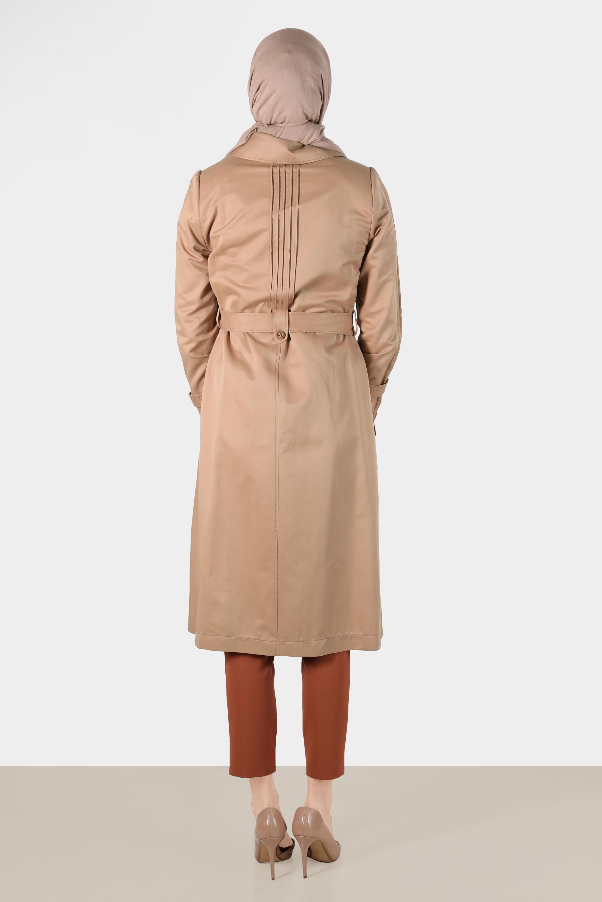 Tesettür giyim KAHVE KOLLARI PİLE DETAYLI KUŞAKLI TRENÇKOT 10567