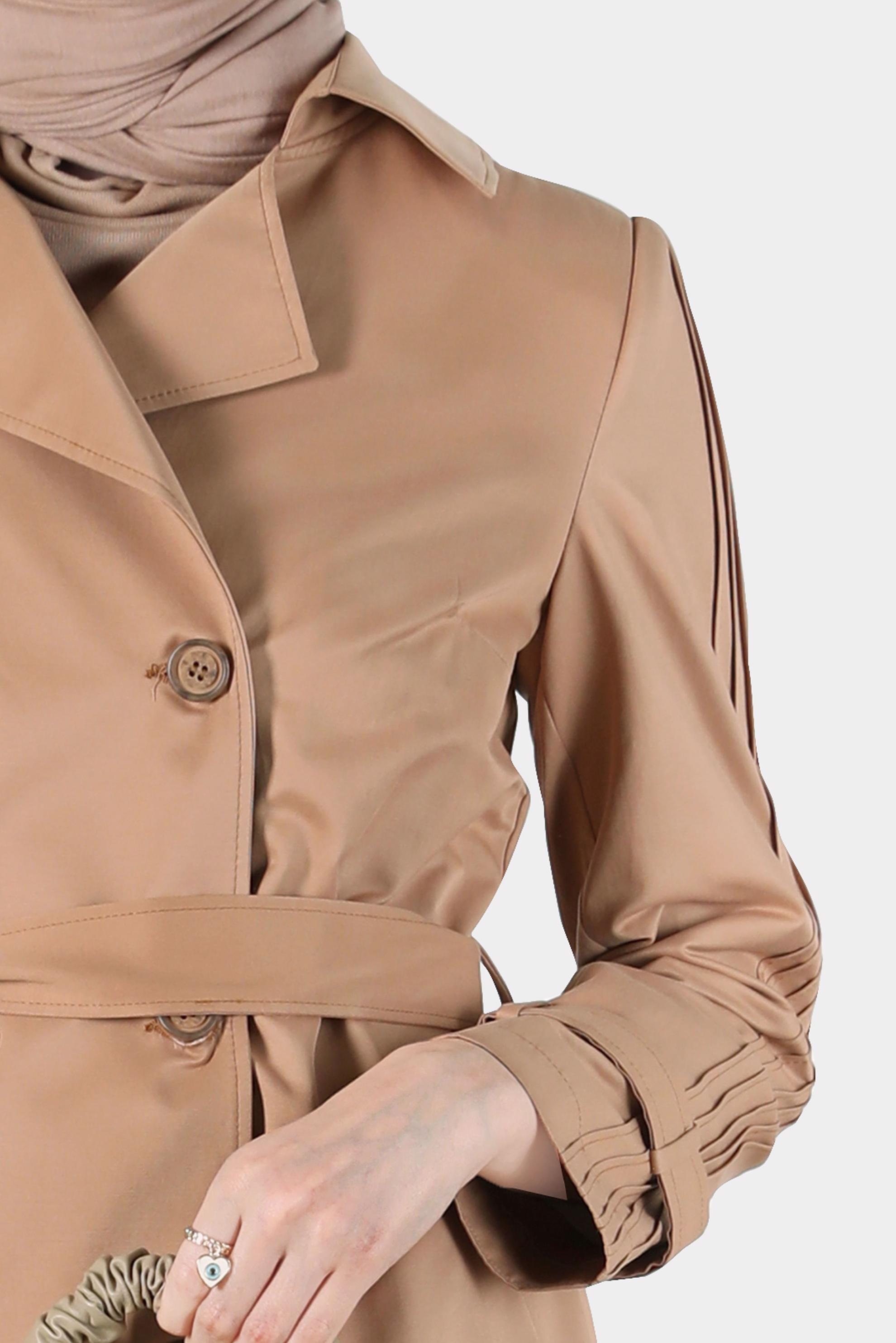 Tesettür giyim KAHVE KOLLARI PİLE DETAYLI KUŞAKLI TRENÇKOT 10567