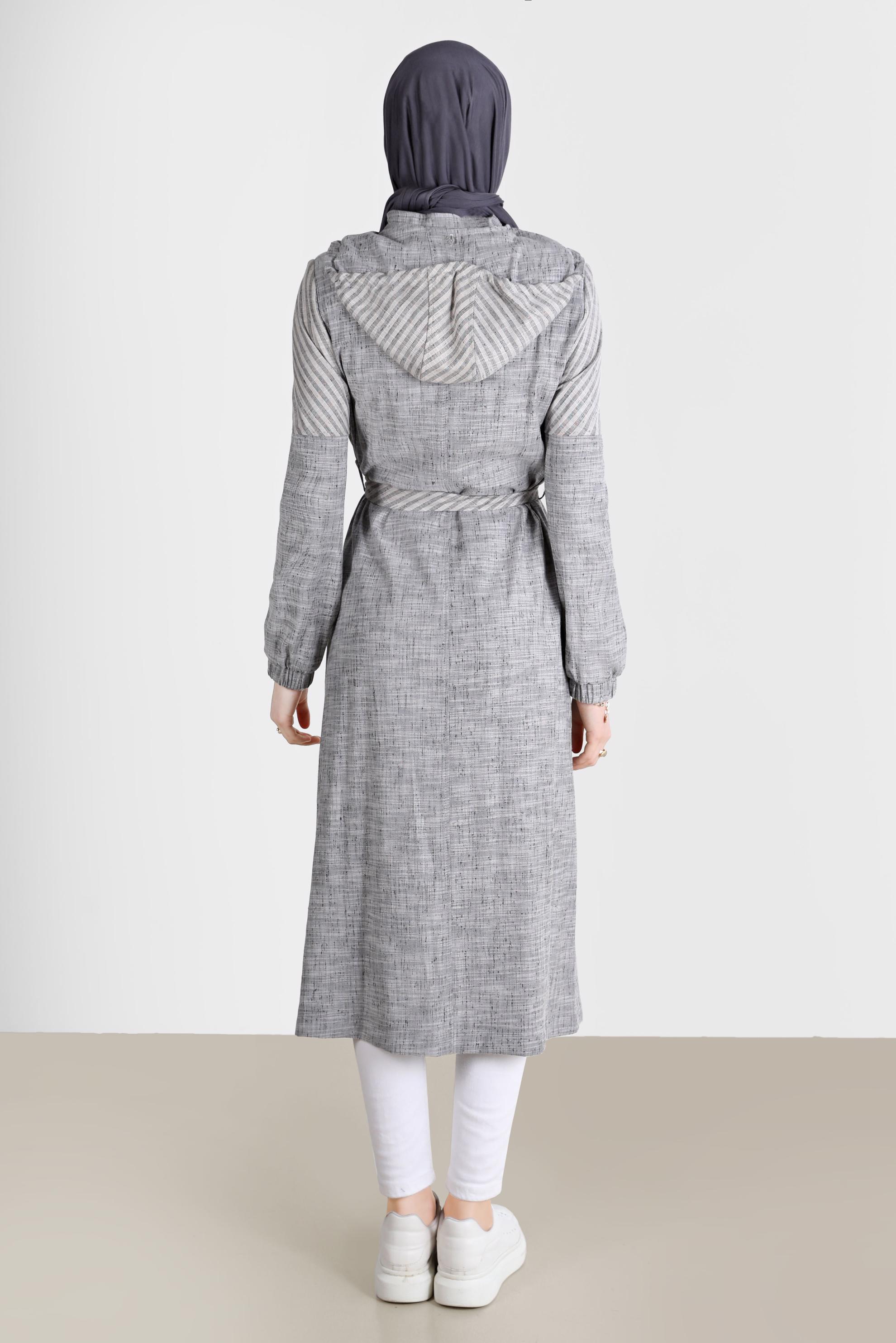 Tesettür giyim SİYAH ŞERİT DETAYLI KAPÜŞONLU TRENÇKOT 10584 