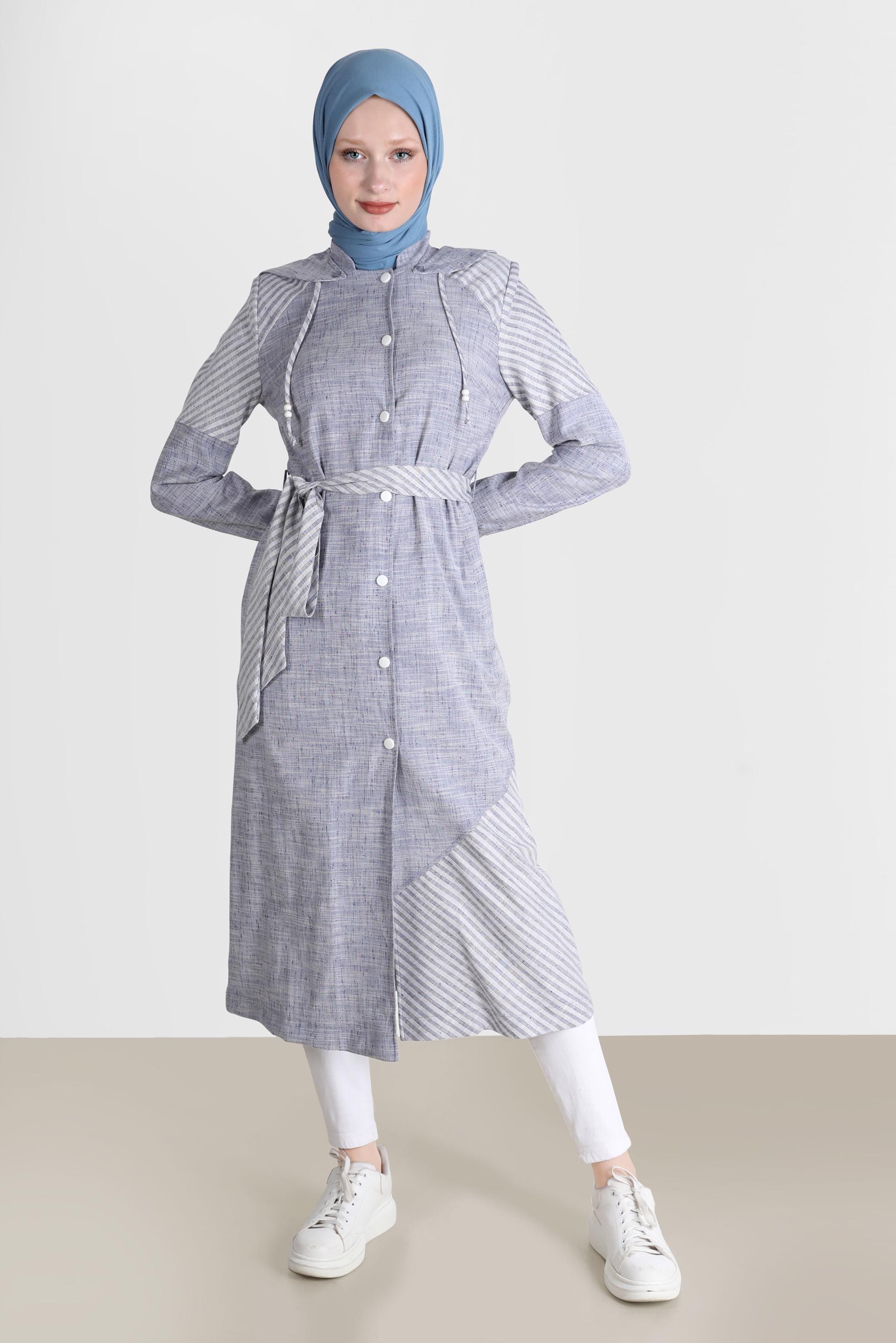 Tesettür giyim LACİVERT ŞERİT DETAYLI KAPÜŞONLU TRENÇKOT 10584 