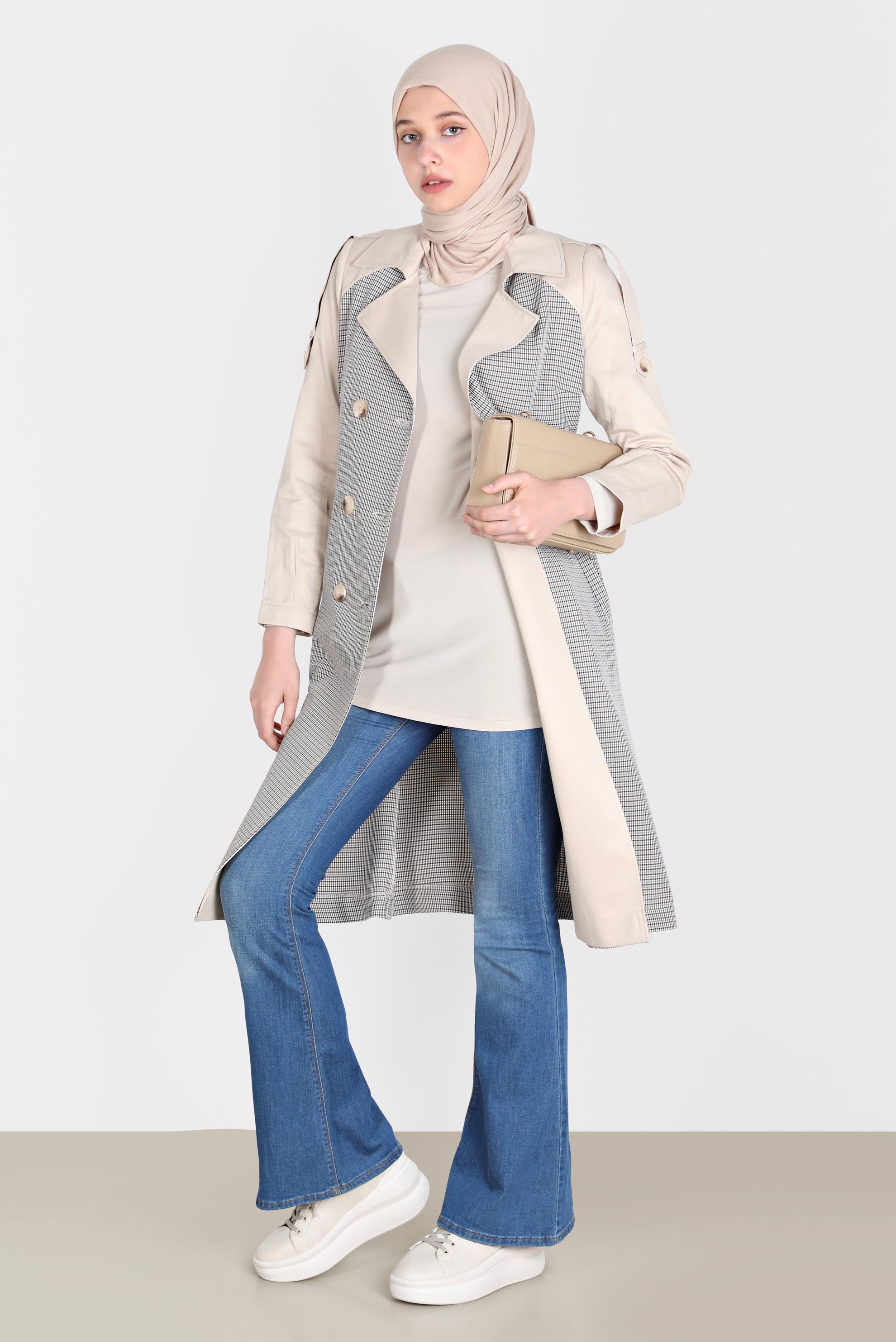 Tesettür giyim BEJ KUŞAKLI EKOSE TRENÇKOT 10595 