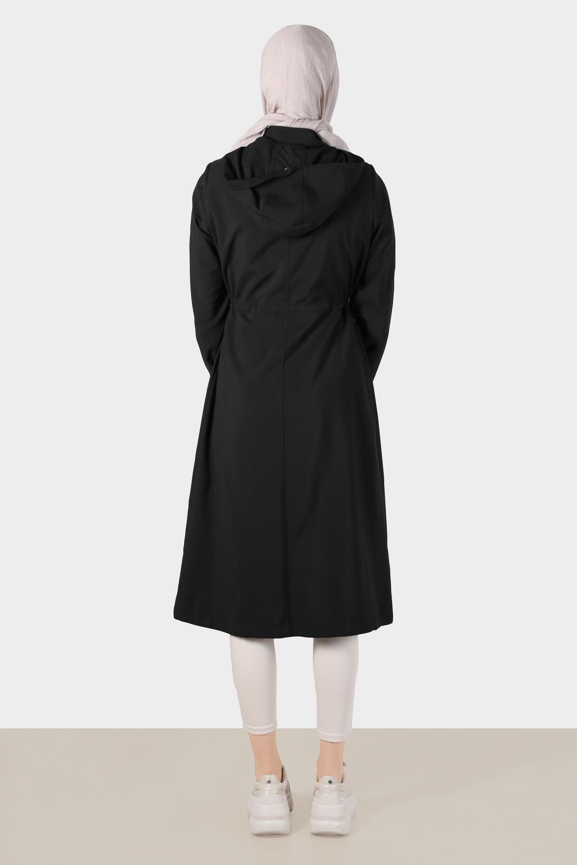 Tesettür giyim SİYAH BELİ BÜZGÜLÜ KAPÜŞONLU TRENÇKOT 10603 