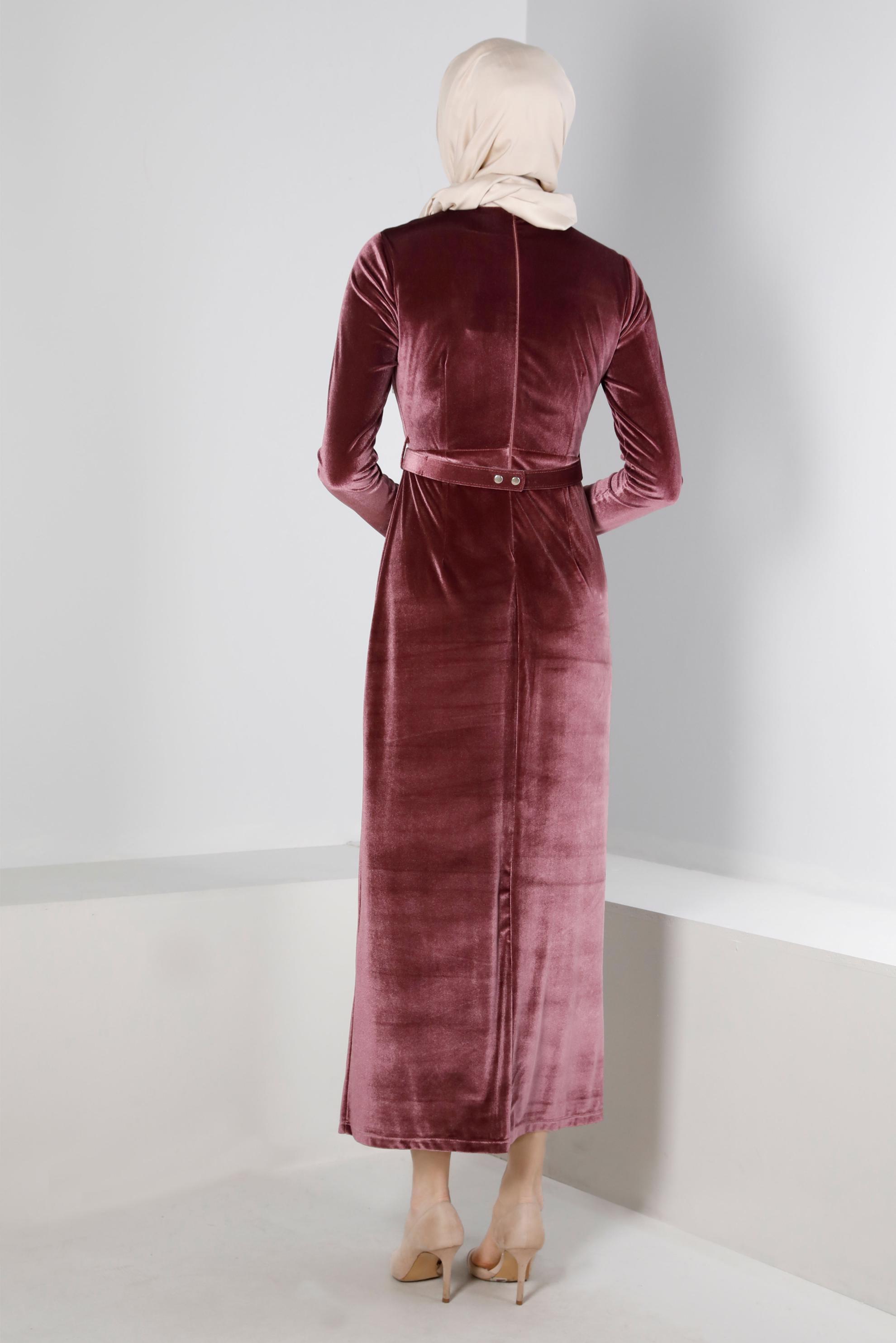 Tesettür giyim PEMBE KEMERİ TAŞ DETAYLI KADİFE ABİYE ELBİSE 50282