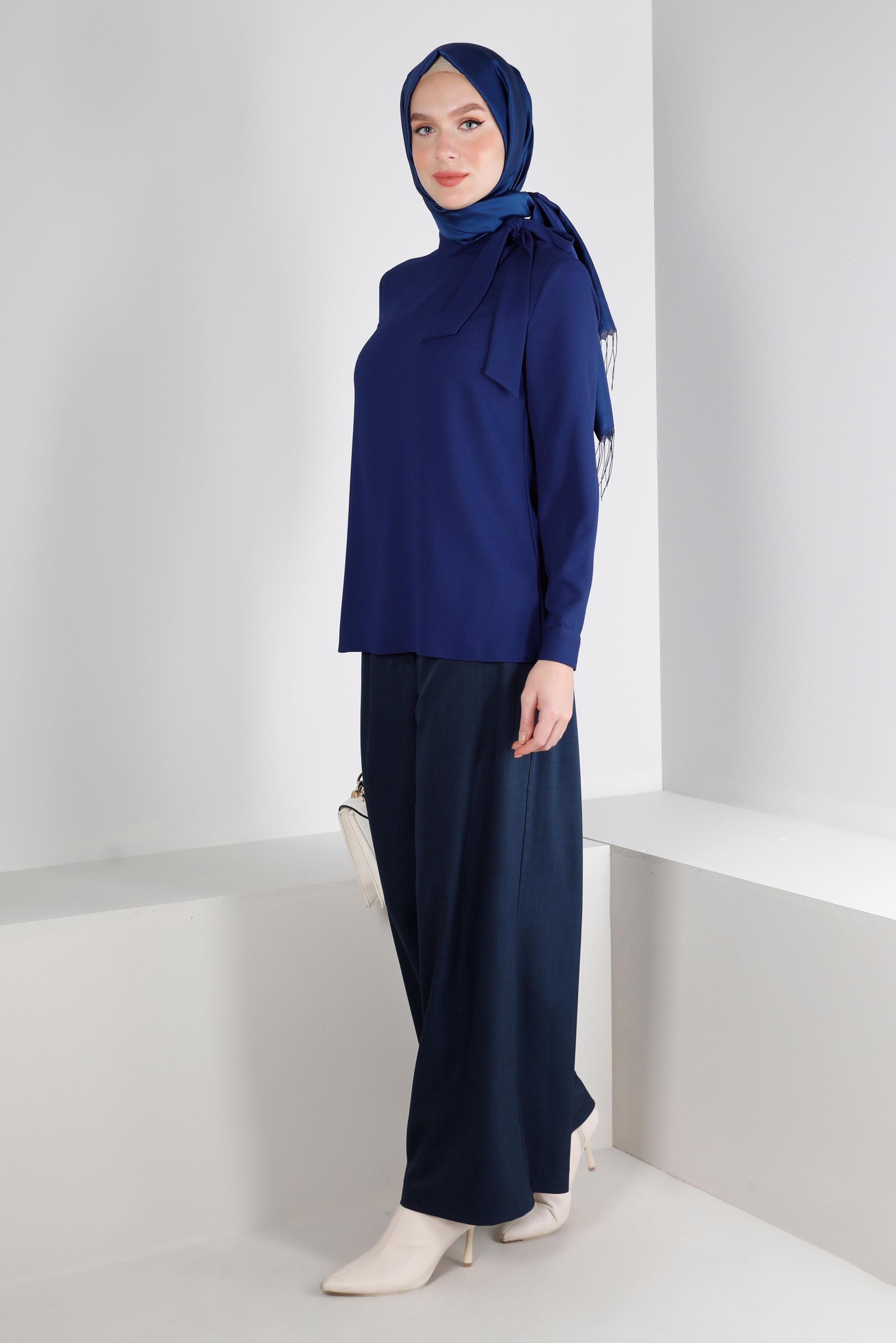 Tesettür giyim LACİVERT BAĞLAMA DETAYLI KREP BLUZ 43381