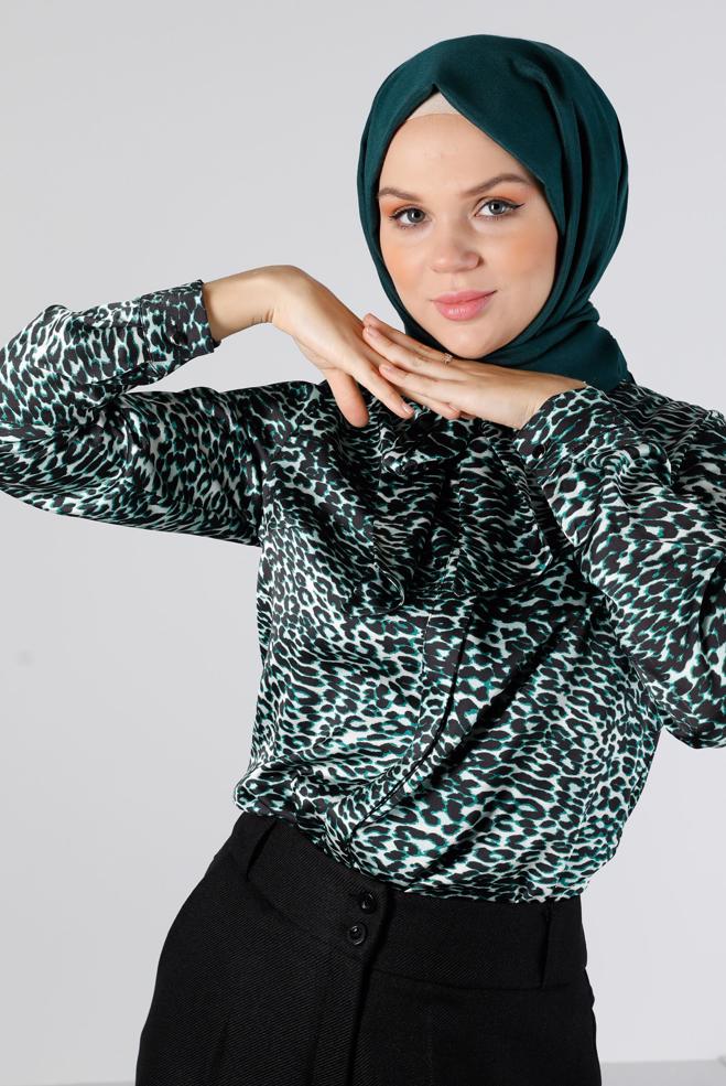 Vêtements hijab  BLOUSE EN SATIN MOTIF LÉOPARD 43410 - ALVİNA