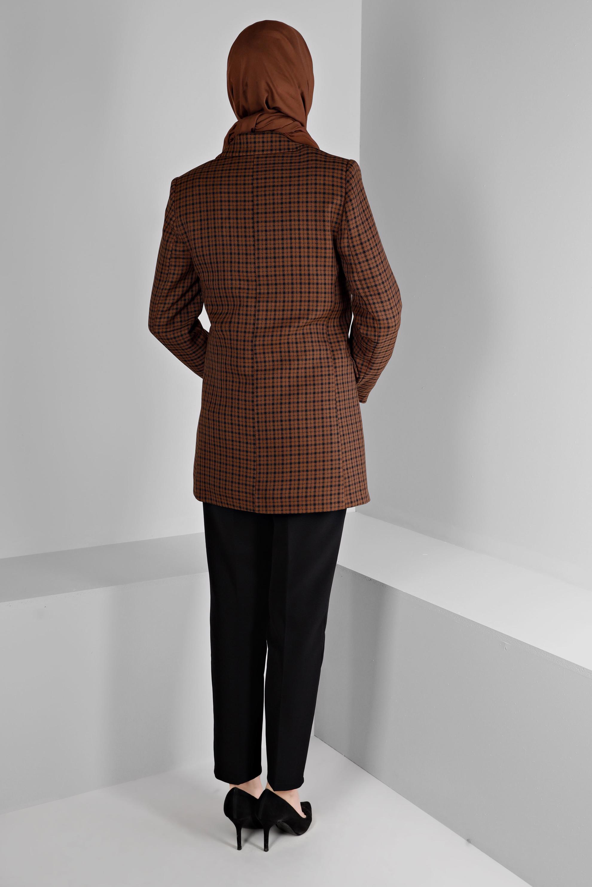 Tesettür giyim TABA EKOSE DESENLİ KLASİK CEKET 43272 