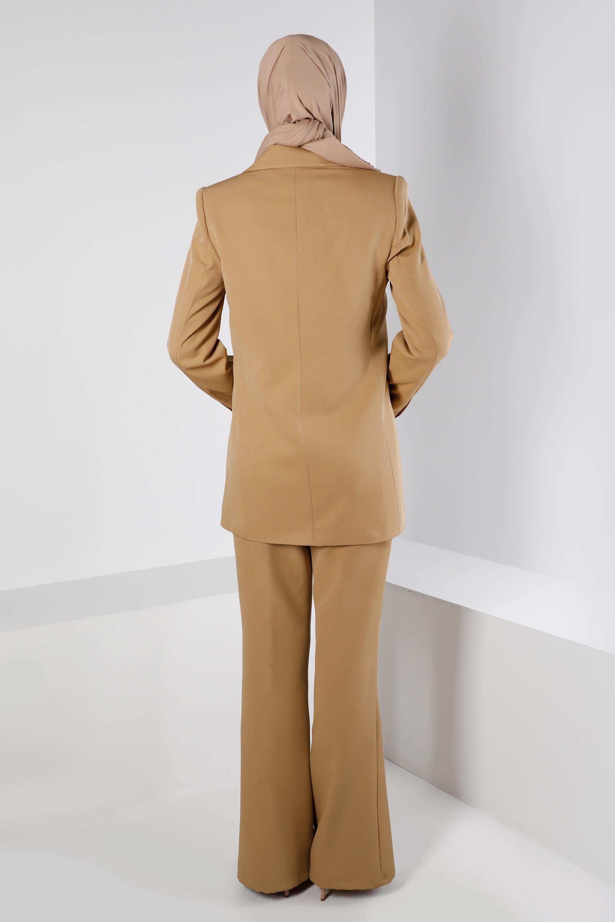Tesettür giyim BEJ DÜĞMELİ KLASİK CEKET 43386 