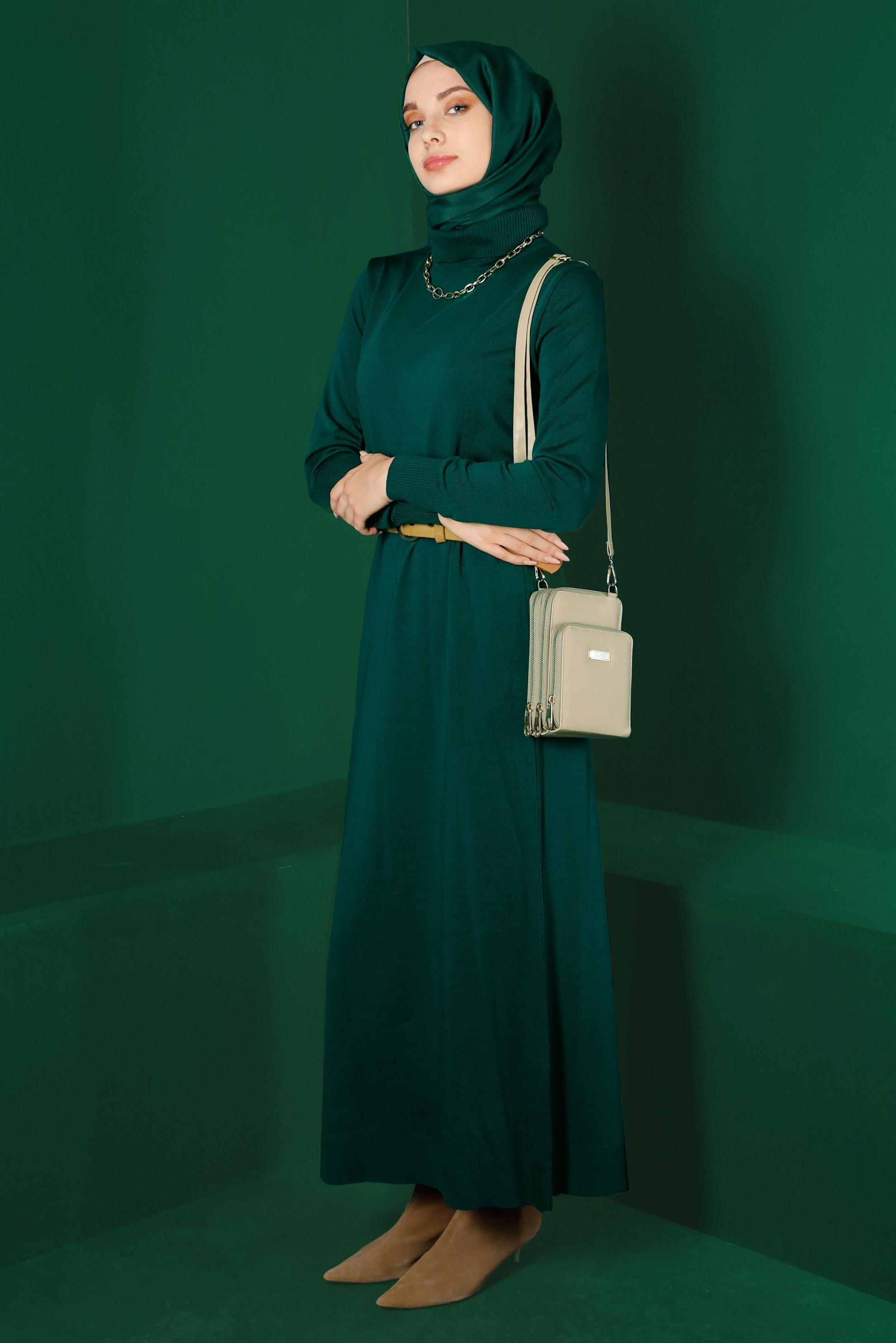 Tesettür giyim YEŞİL BOĞAZLI BASIC TRİKO ELBİSE 43105