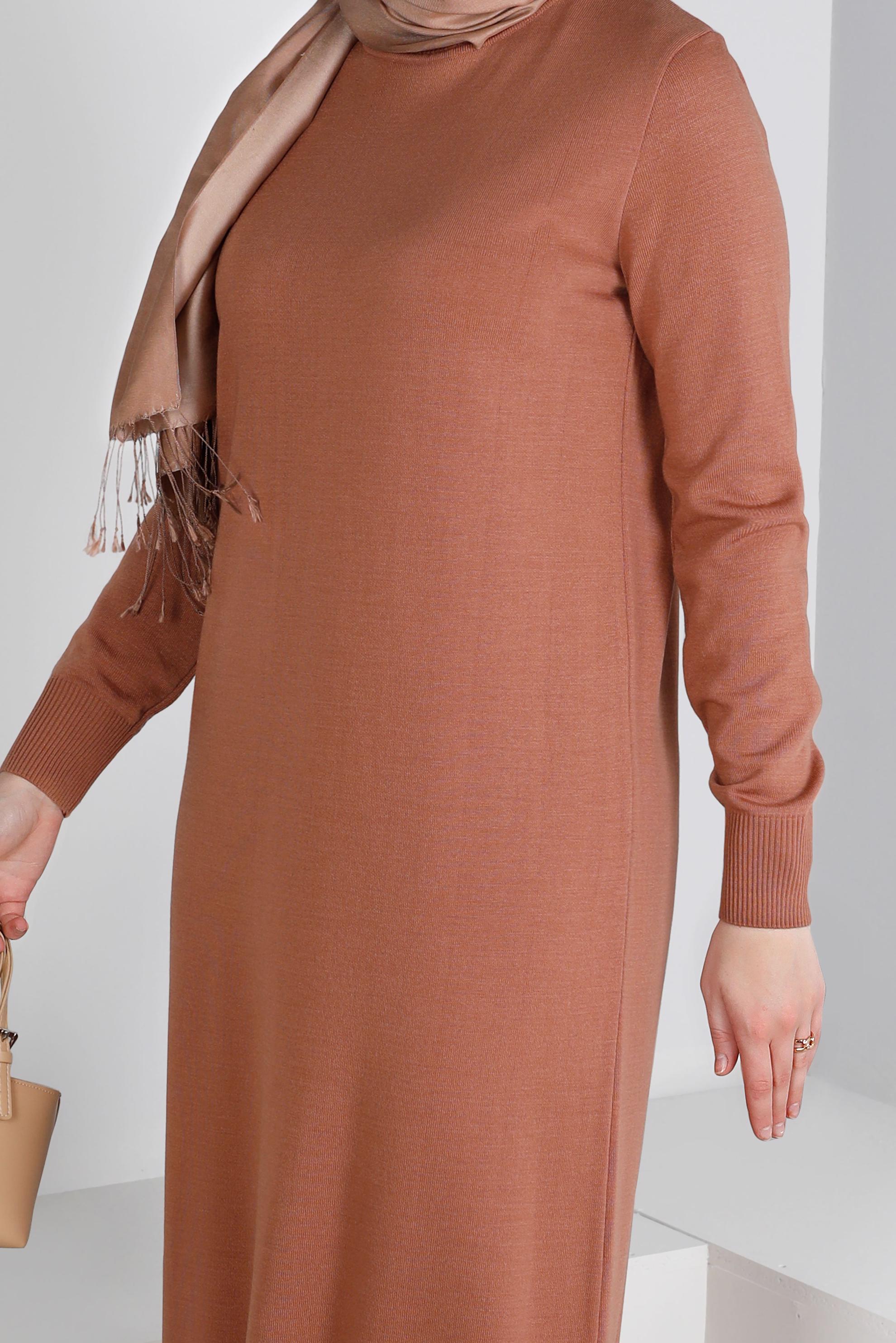 Tesettür giyim KAHVE BOĞAZLI BASIC TRİKO ELBİSE 43105