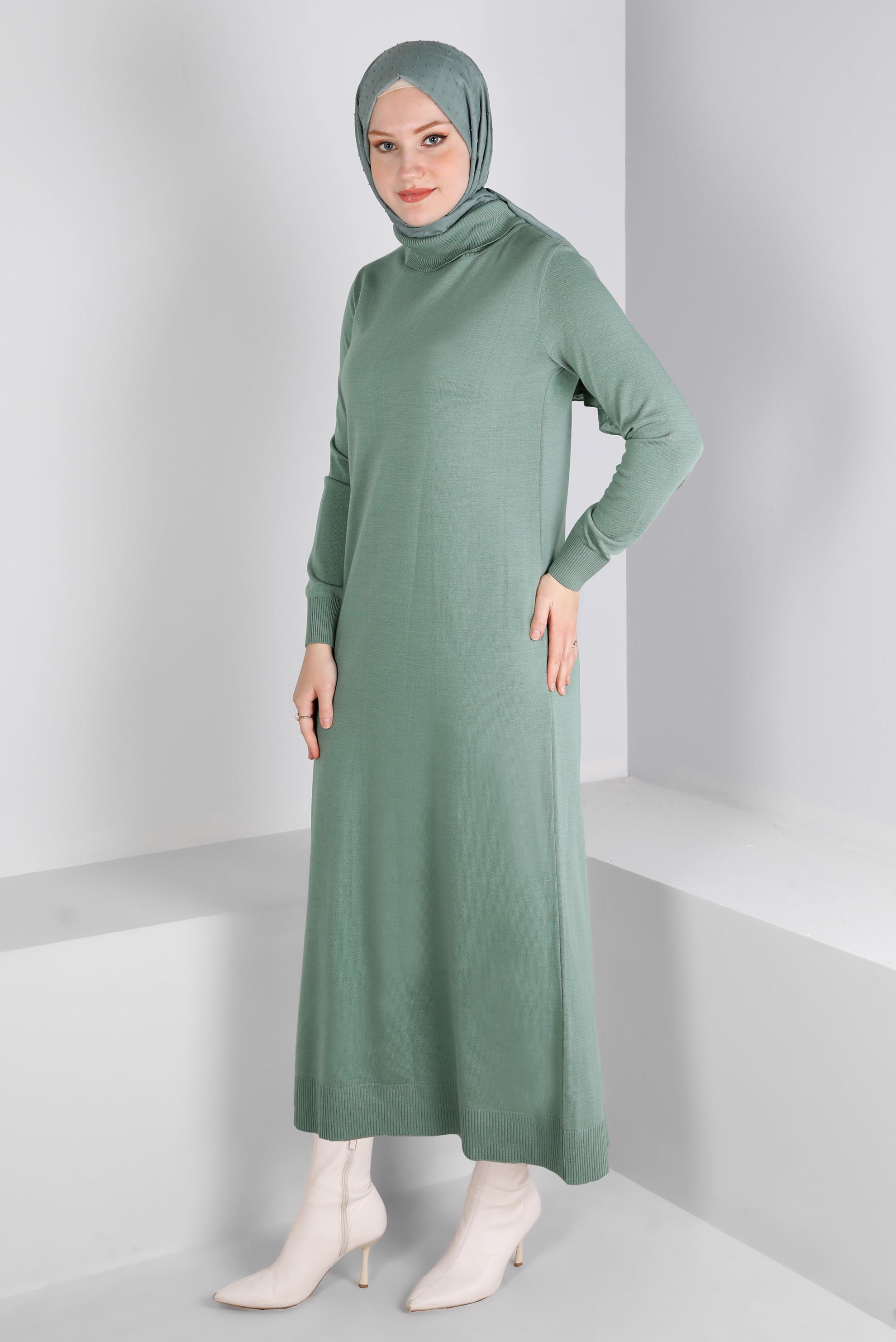 Tesettür giyim YEŞİL BOĞAZLI BASIC TRİKO ELBİSE 43105