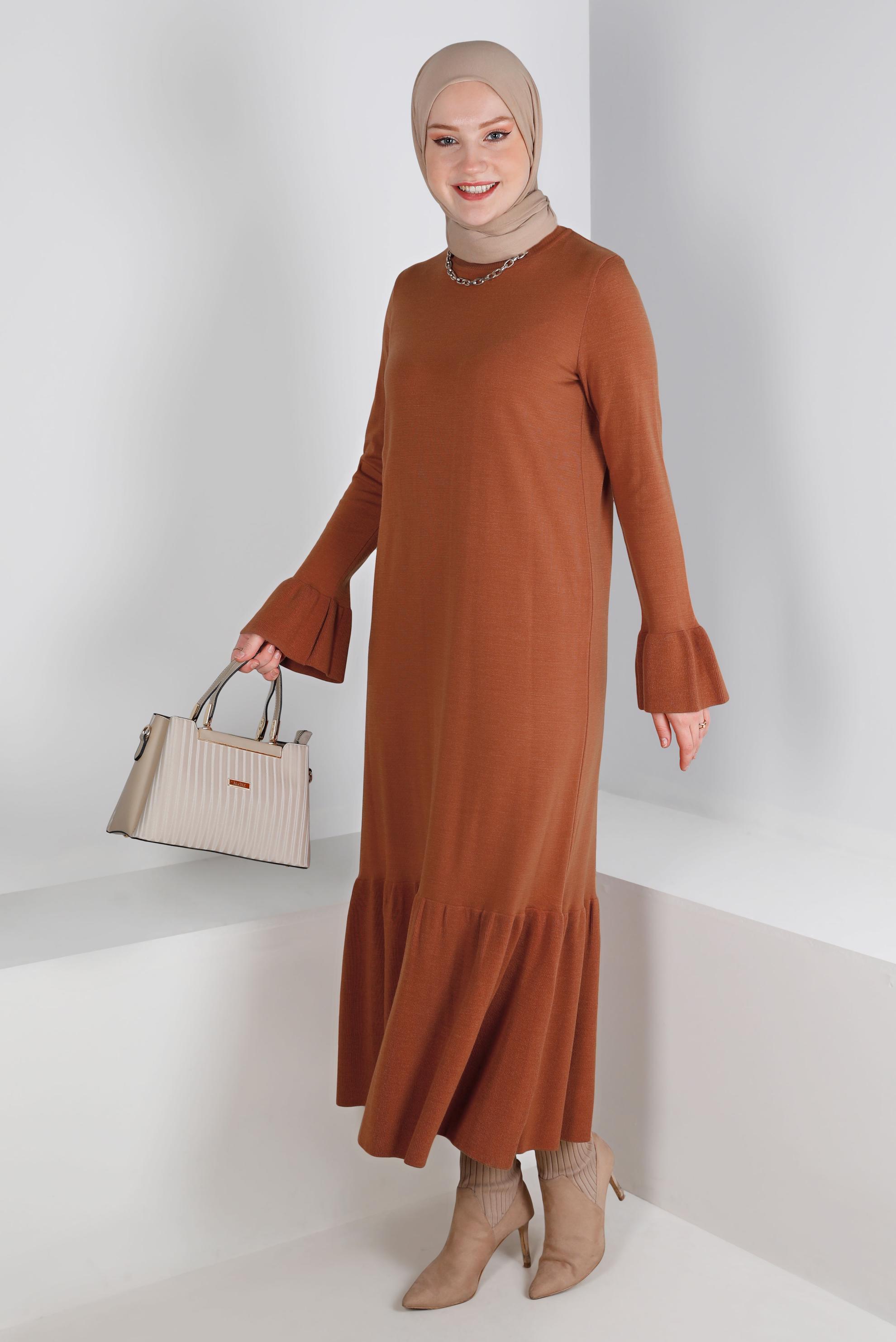 Tesettür giyim TURUNCU VOLANLI TRİKO ELBİSE 43128