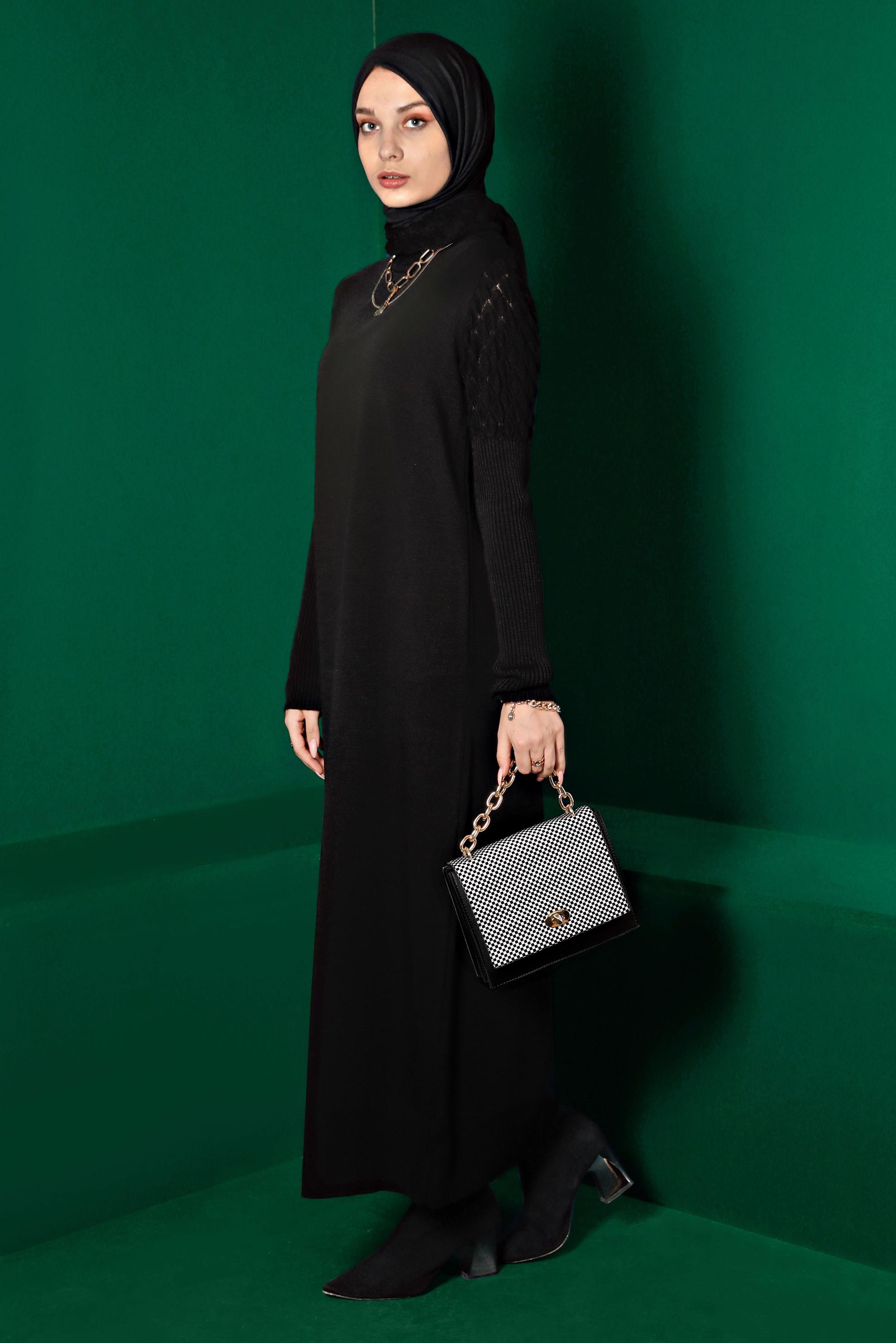 Tesettür giyim SİYAH BOĞAZLI BASIC TRİKO ELBİSE 43131