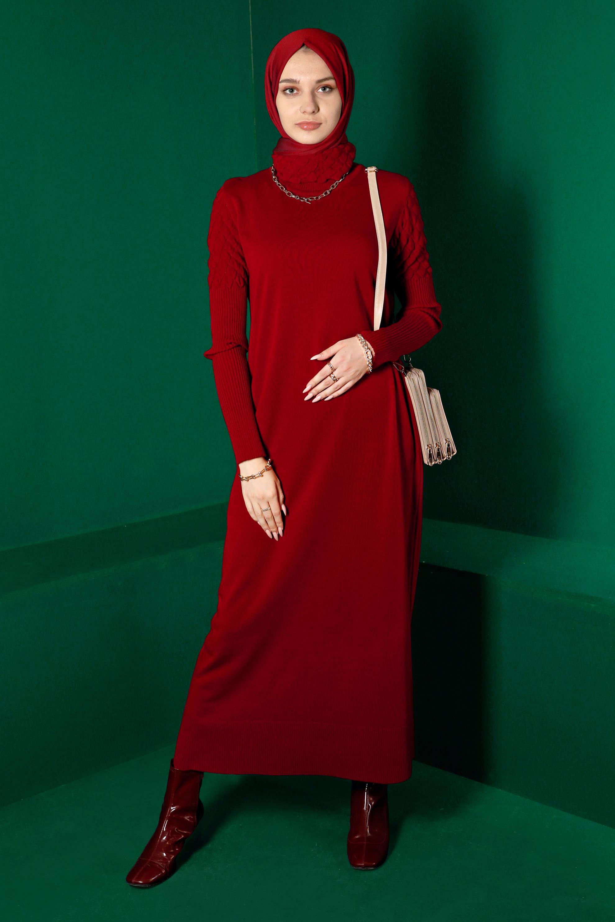 Tesettür giyim KIRMIZI BOĞAZLI BASIC TRİKO ELBİSE 43131