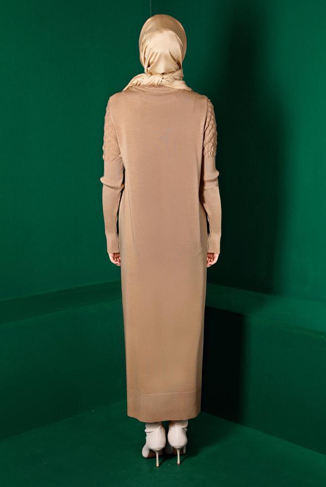 Tesettür giyim BEJ BOĞAZLI BASIC TRİKO ELBİSE 43131 - ALVİNA