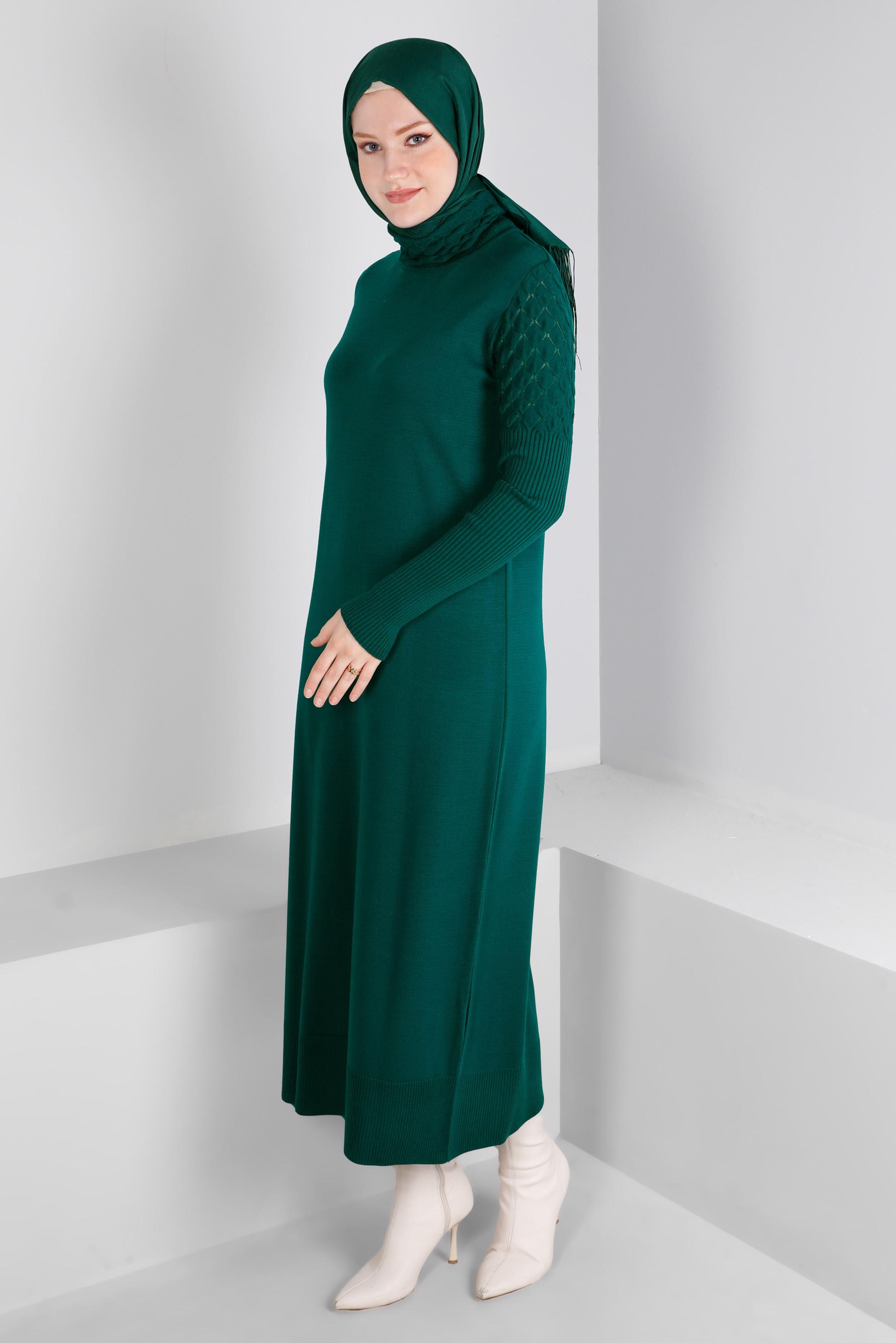 Tesettür giyim YEŞİL BOĞAZLI BASIC TRİKO ELBİSE 43131