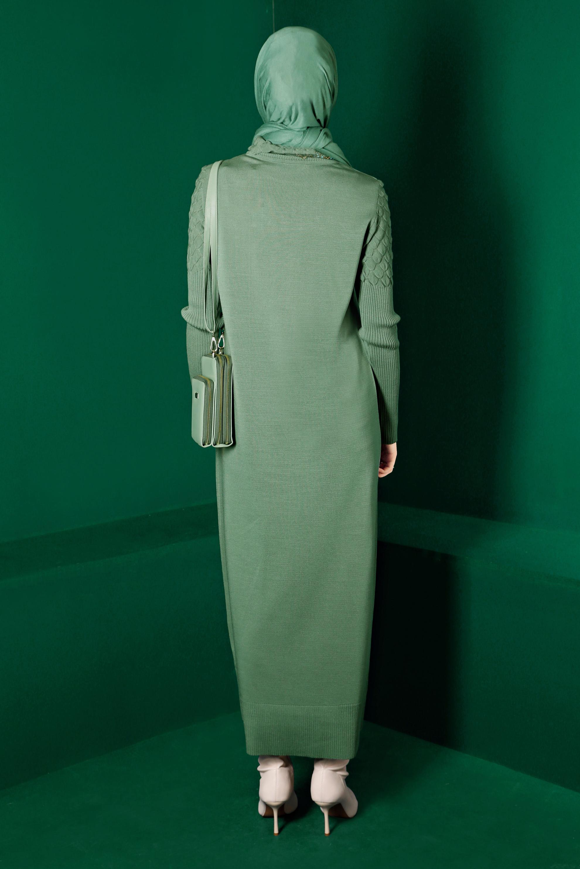 Tesettür giyim YEŞİL BOĞAZLI BASIC TRİKO ELBİSE 43131